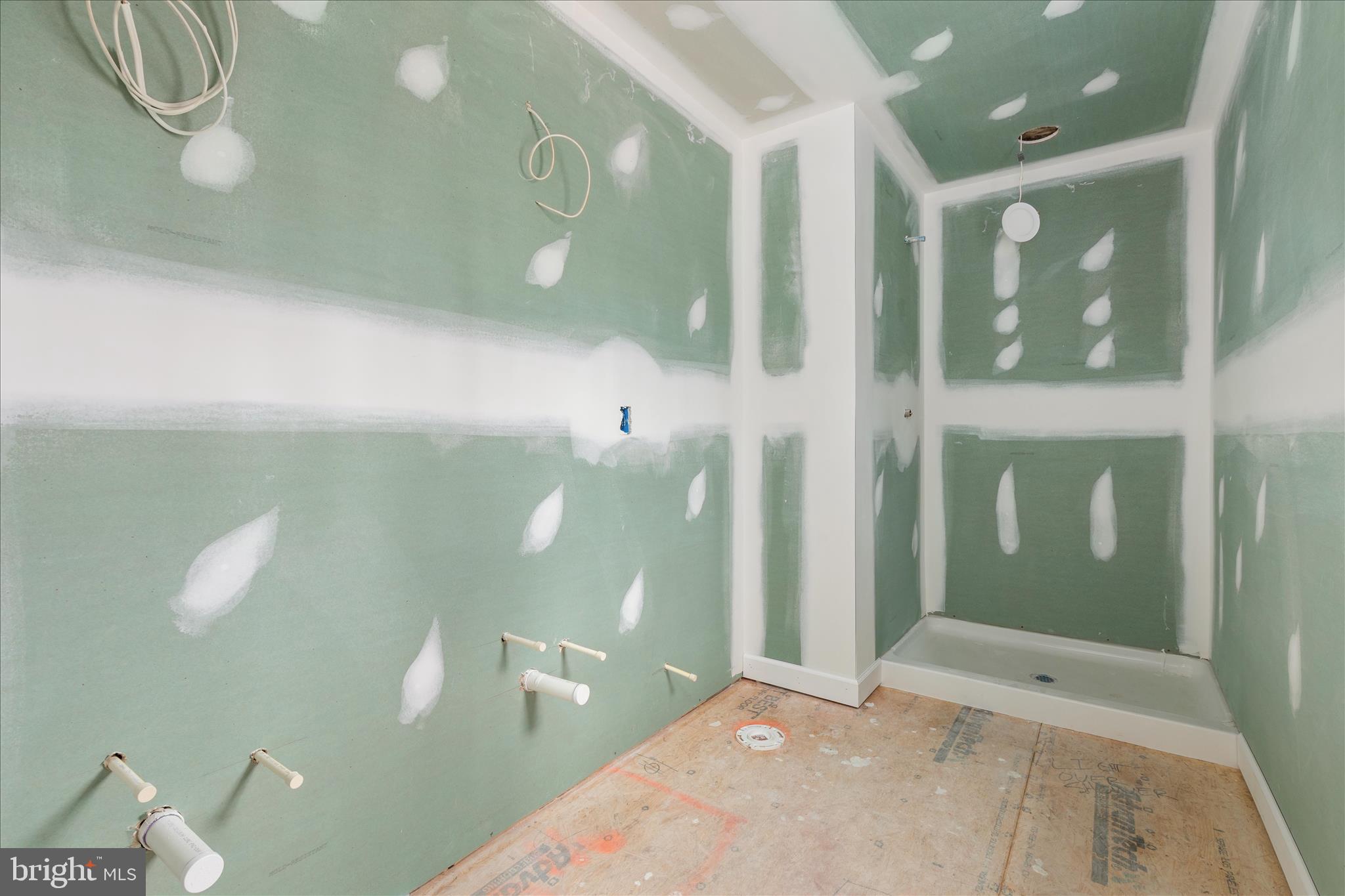 BUSHY RIDGE - Residential