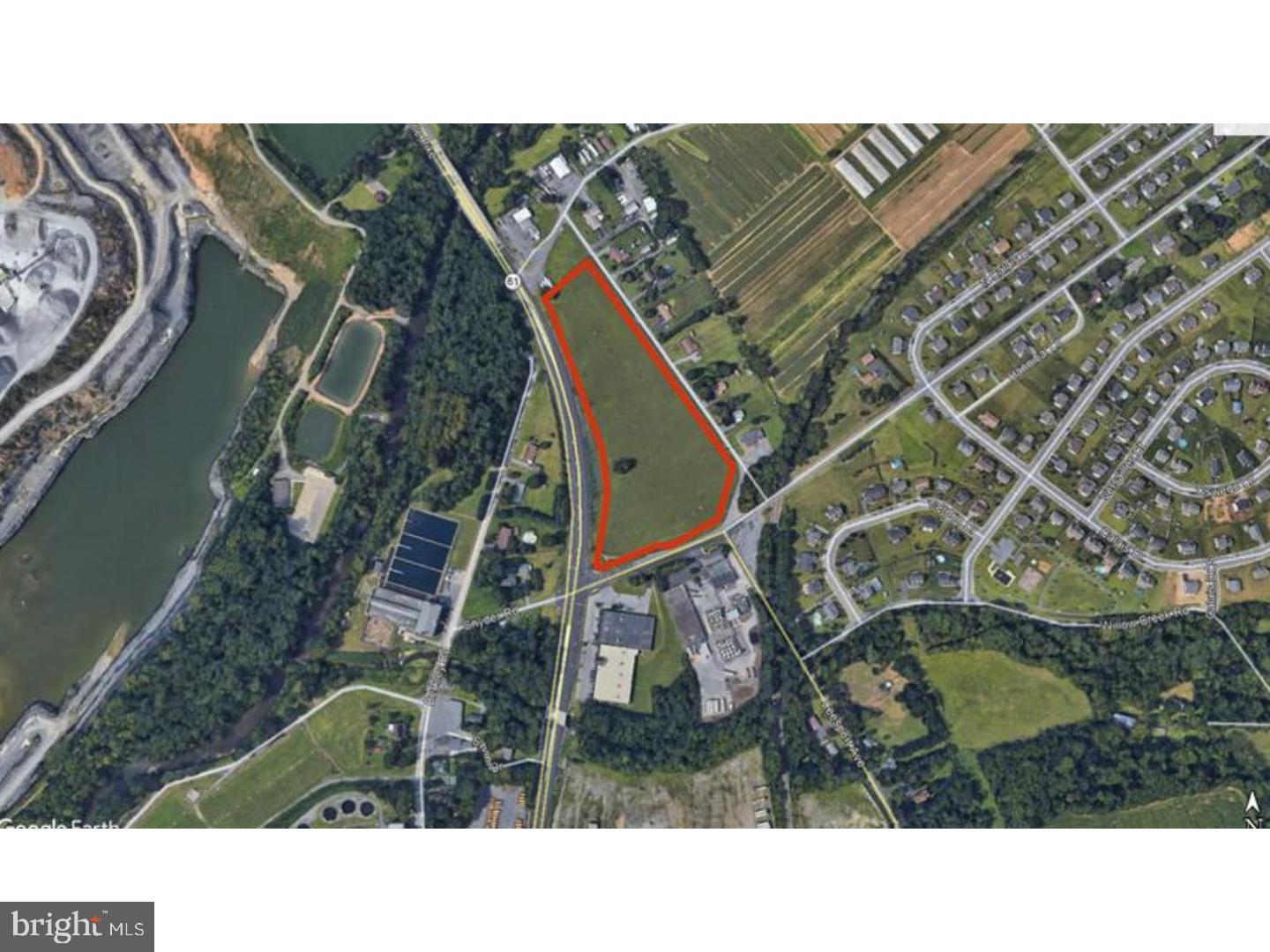 10.63 Acres in Ontelaunee Township with water and sewer avaialable. The zoning for this parcel of land is General Commercial which includes such uses as retail stores, professional or governmental offices, shopping centers, hotel, restaurants, banks, similar fiancial institutions and places of worship. The parcel rests at the North East corner of Route 61 (Pottsville Pike) and Snyder Road and has a traffic light controlled intersection with 27,000 vehichles travleing by per day.