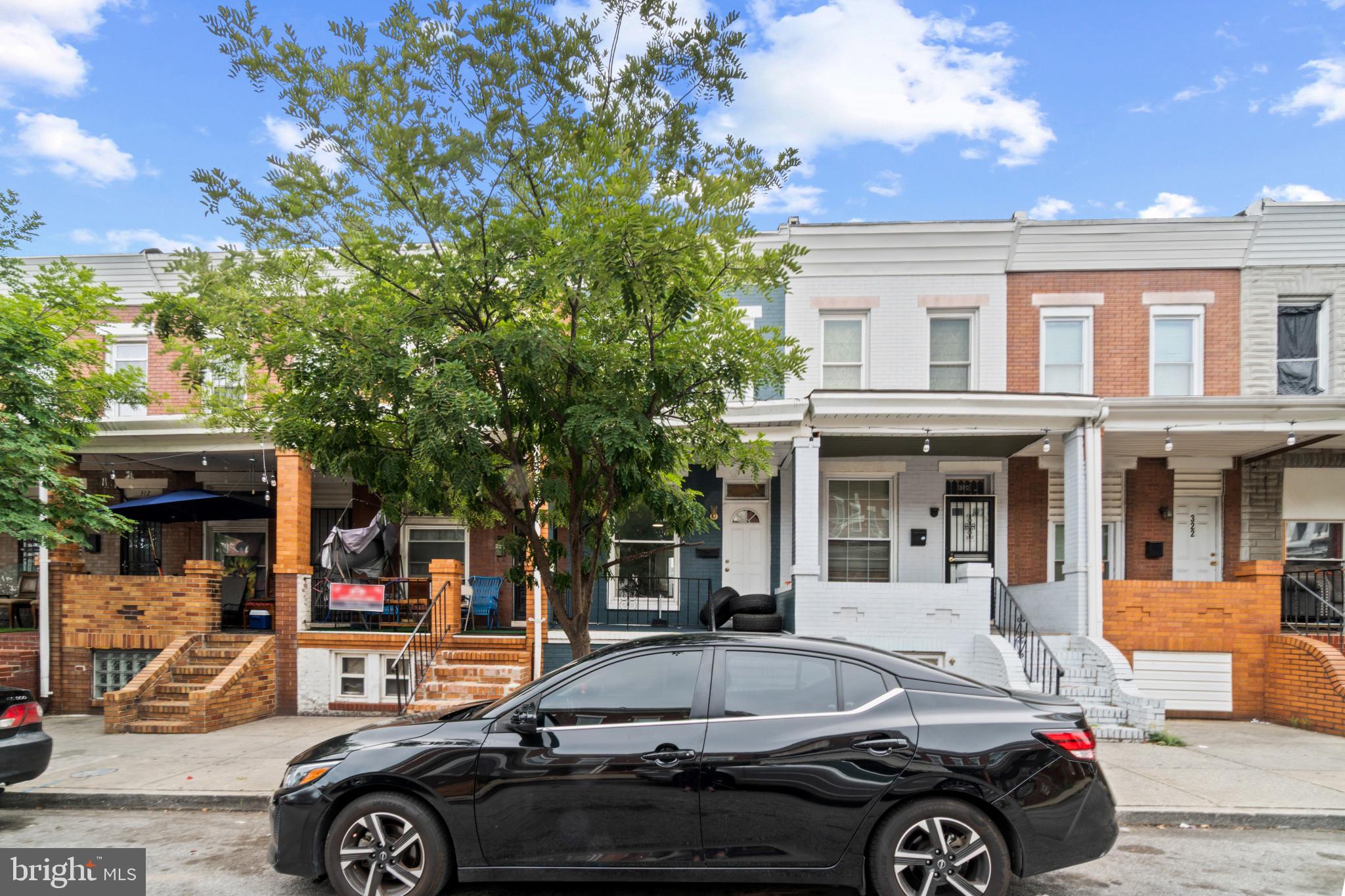 318 ROBINSON STREET N