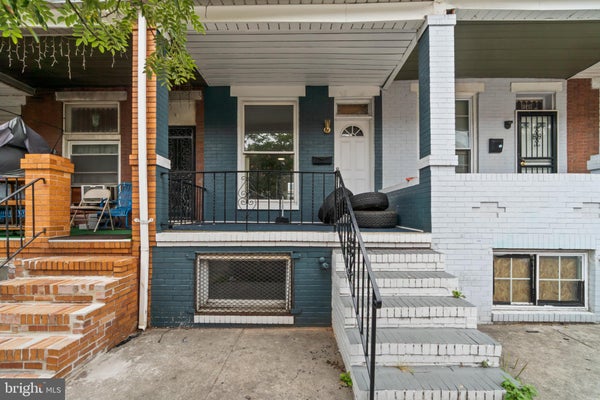 318 N ROBINSON ST, BALTIMORE, MD 21224 - Image e86d9bd0f18d078da24c1042877bbcdc/3956124418