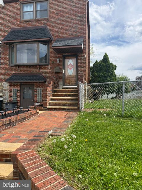 Townhouse For Sale - 11841 Colman Terrace<br/> PHILADELPHIA, PA 19154