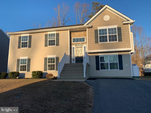 DABNEY WOODS - Residential Lease