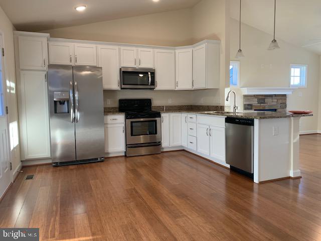 DABNEY WOODS - Residential Lease