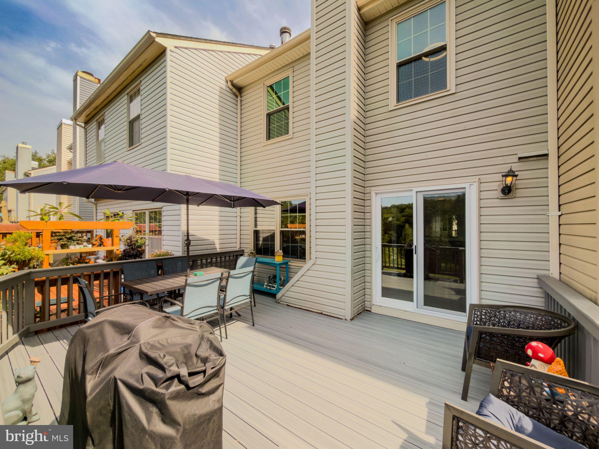 9593 WHITE PILLAR TERRACE