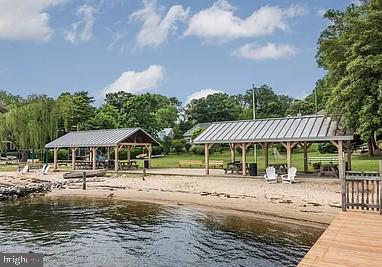 ROUND BAY - Residential