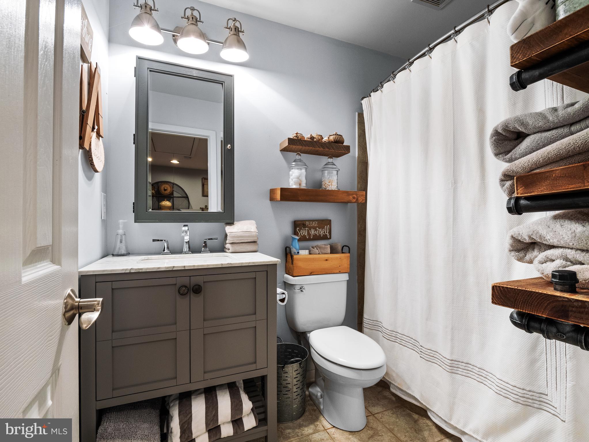 ROUND BAY - Residential