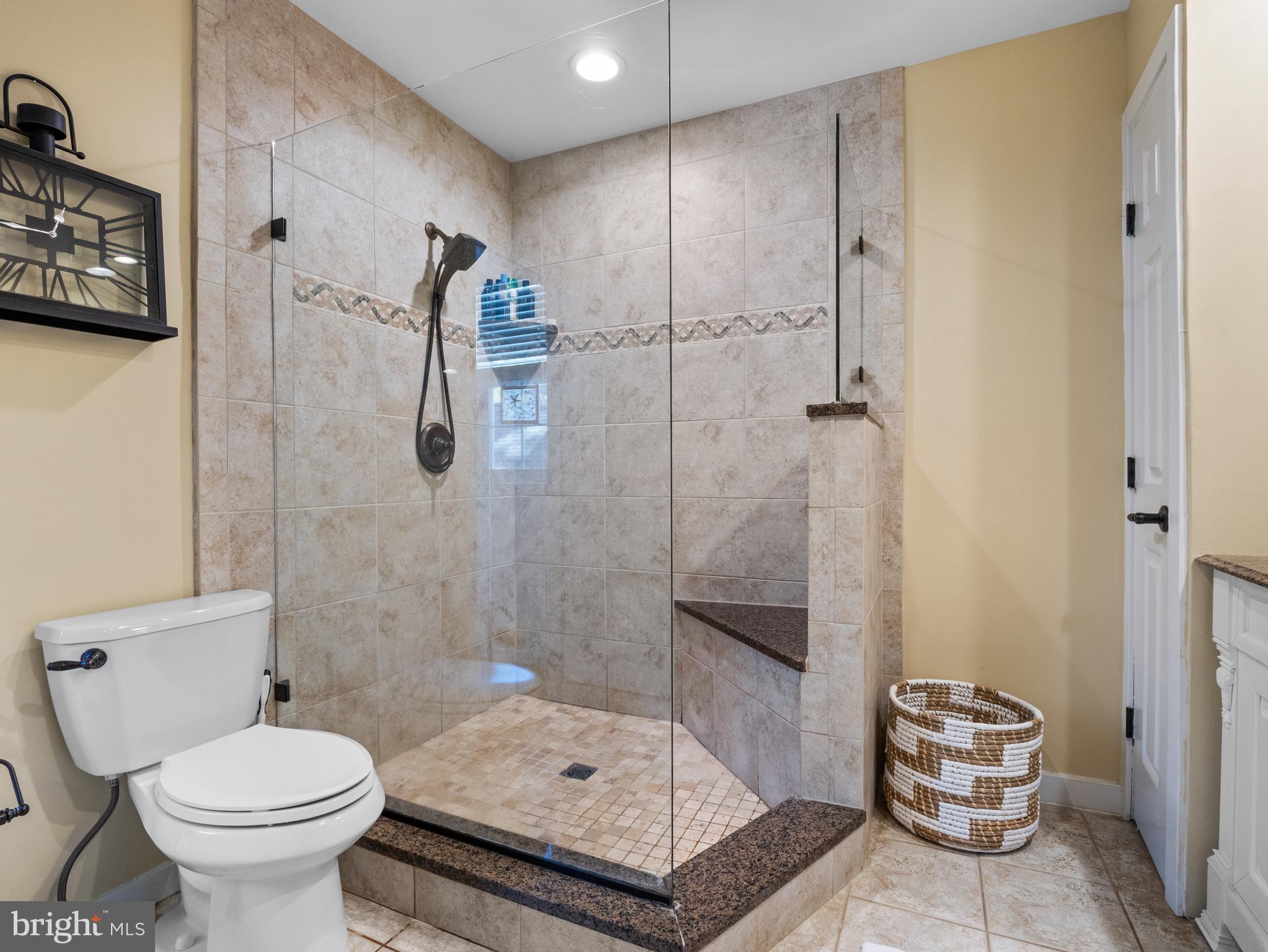 ROUND BAY - Residential