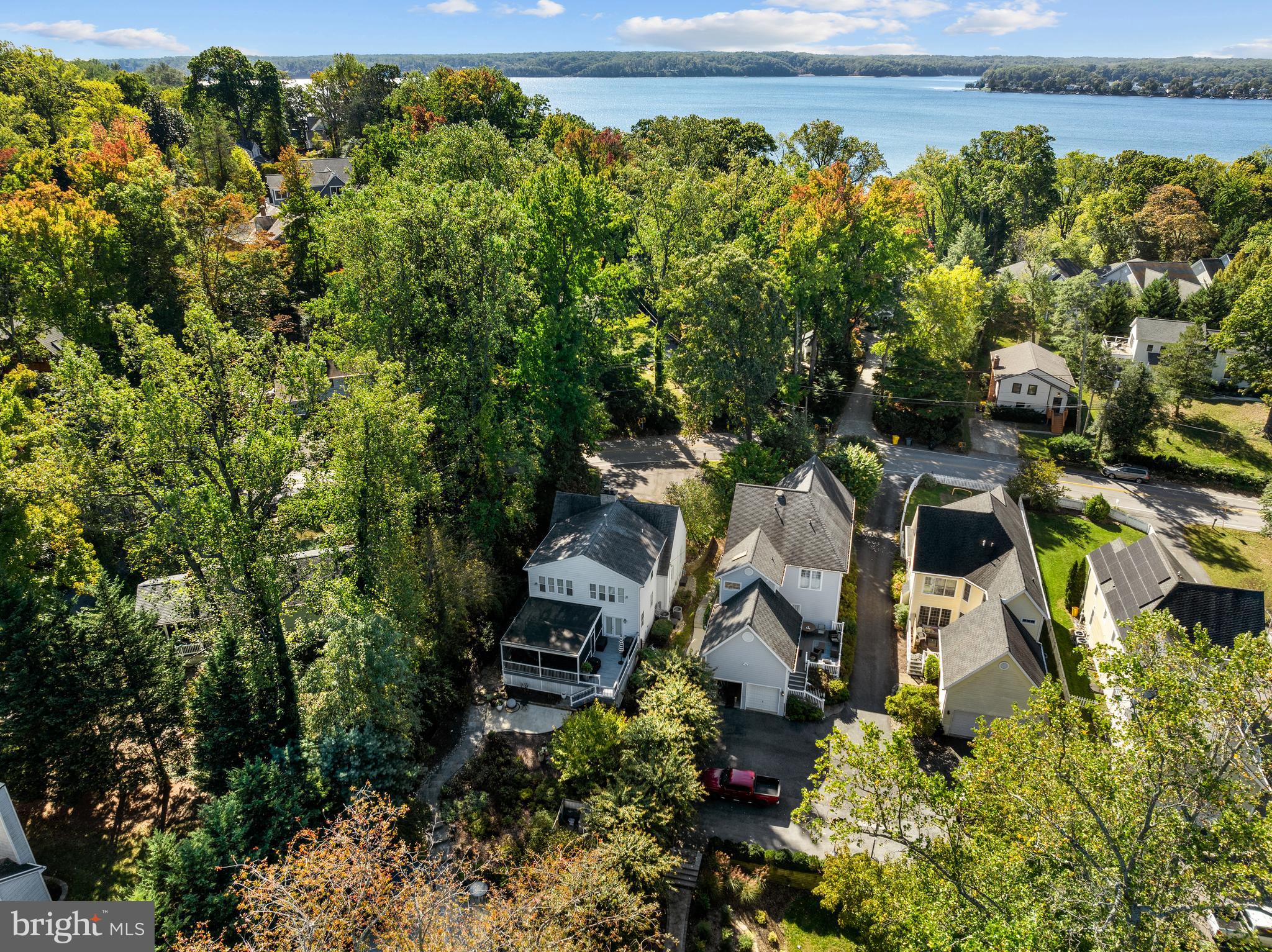 ROUND BAY - Residential