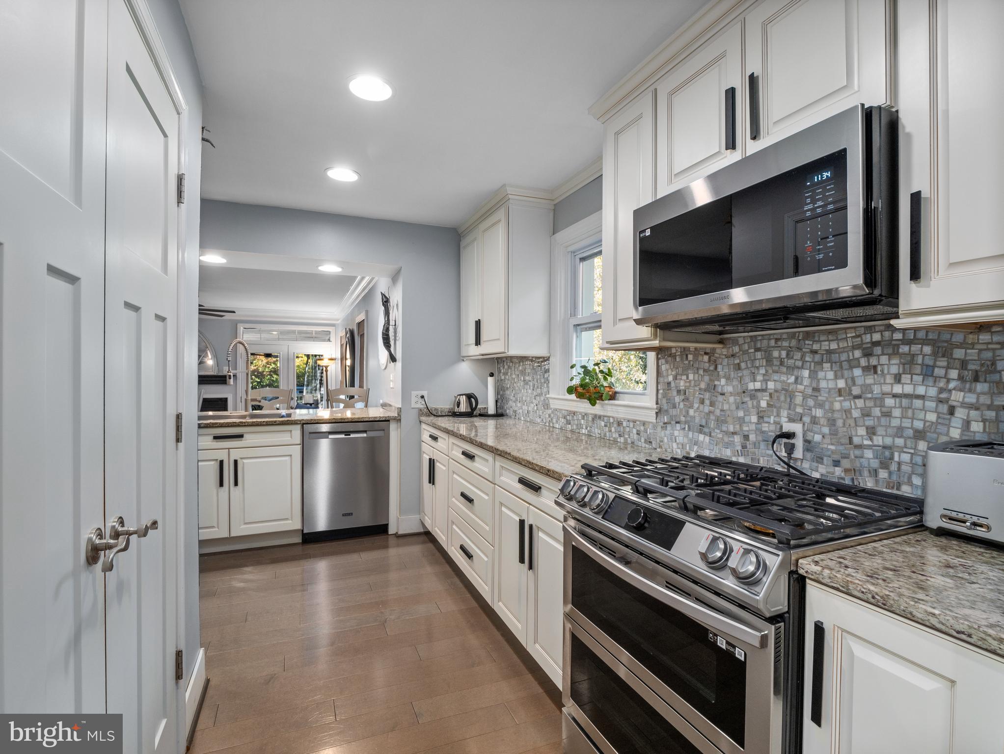 ROUND BAY - Residential