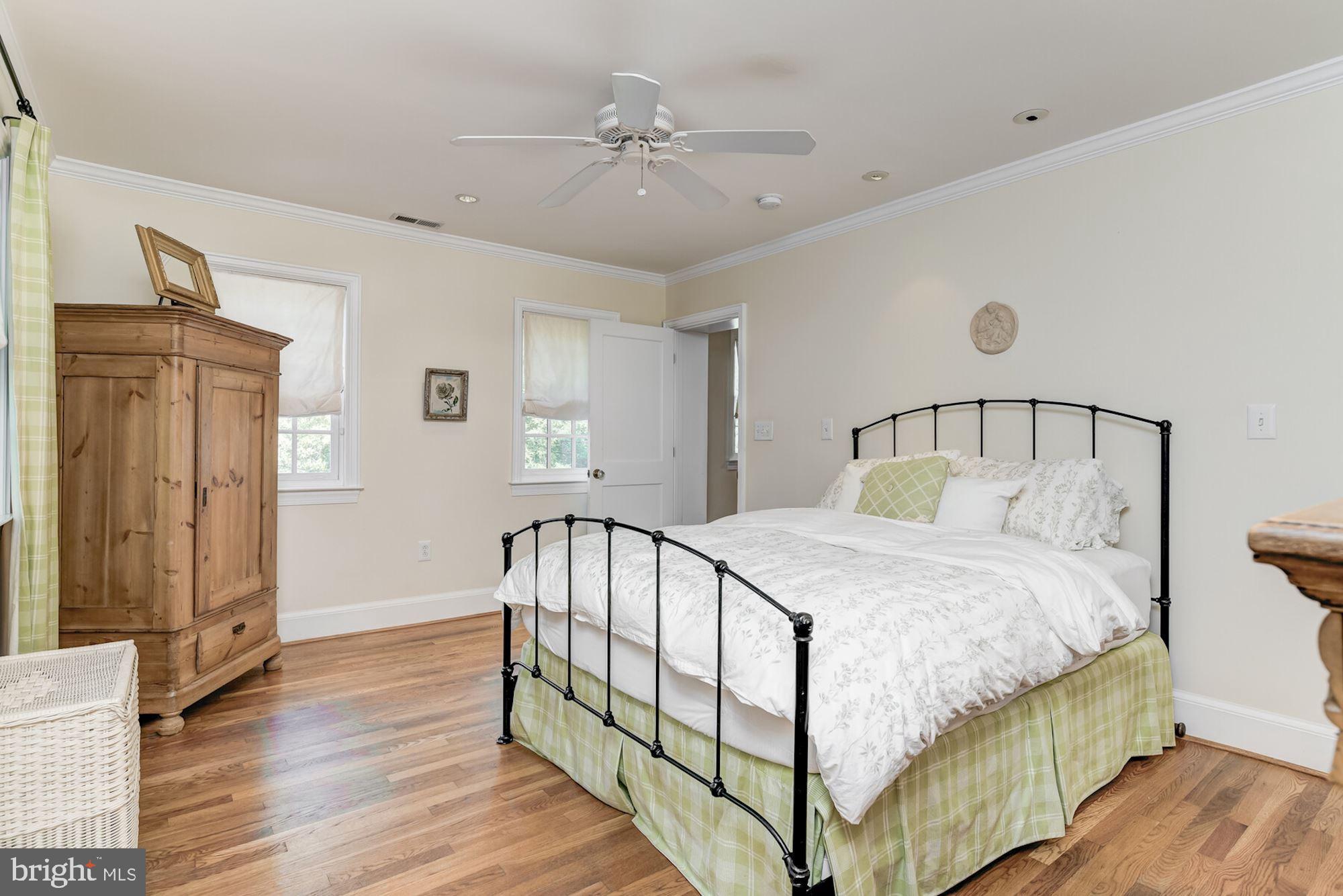 CHEVY CHASE - Residential