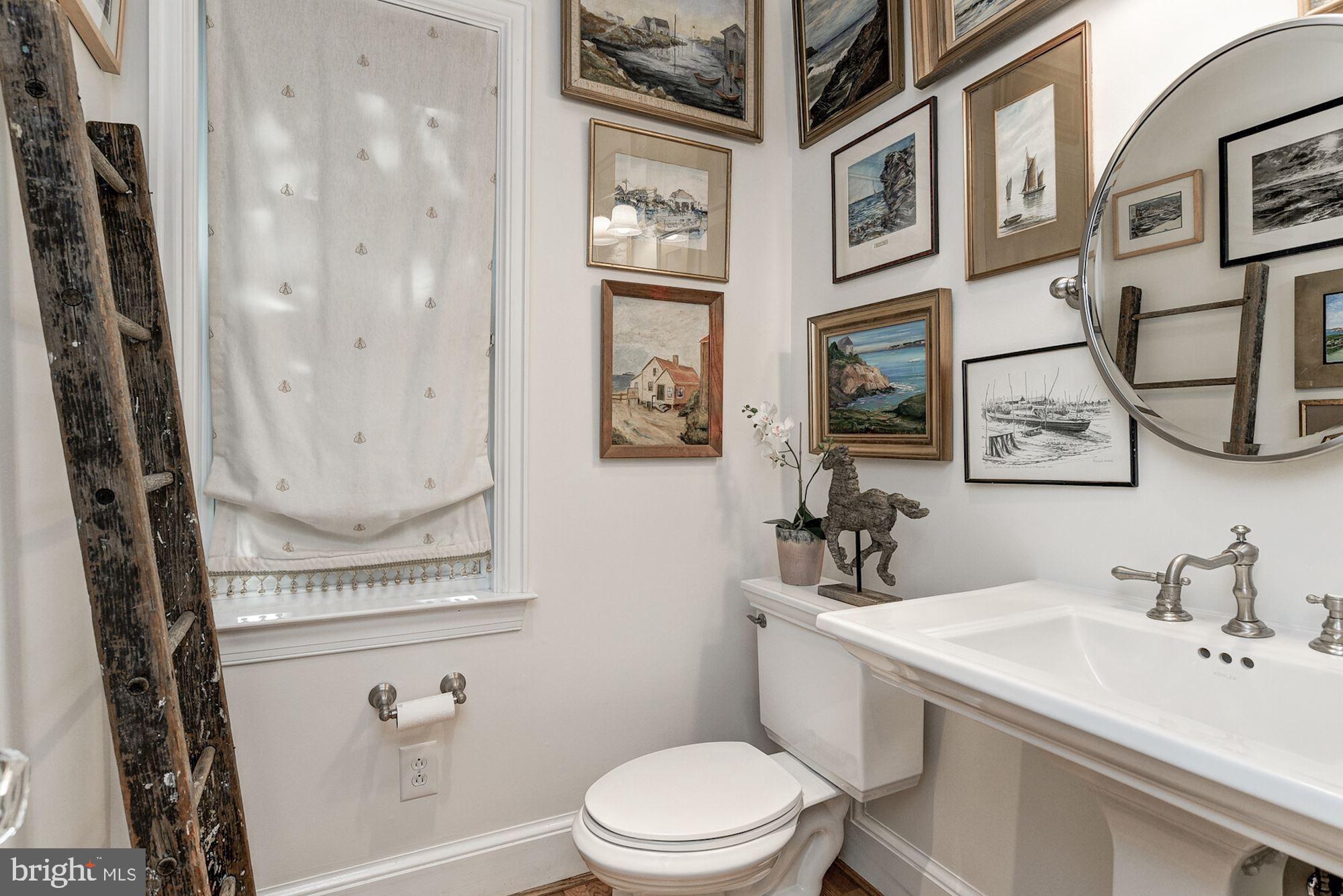 CHEVY CHASE - Residential