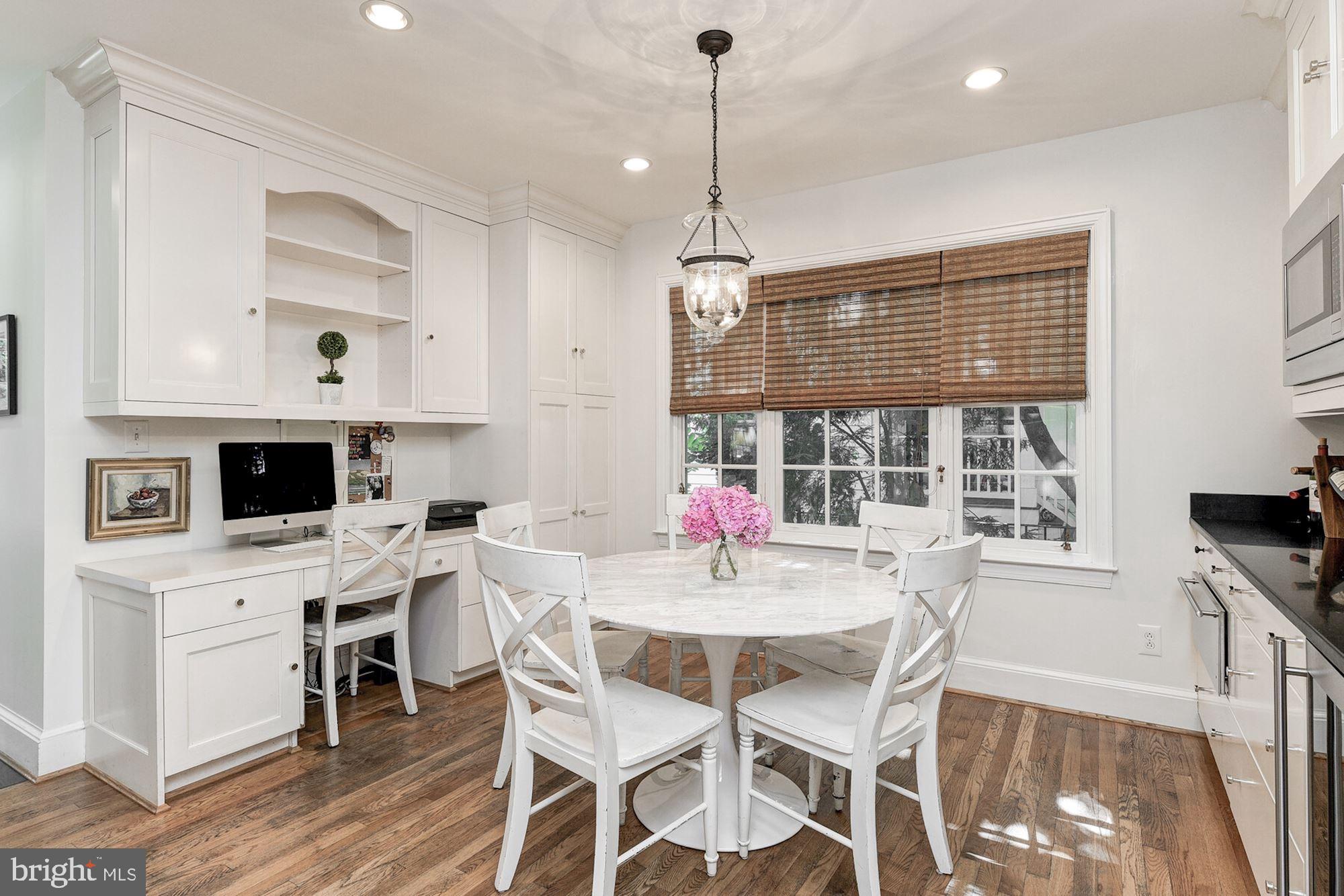 CHEVY CHASE - Residential