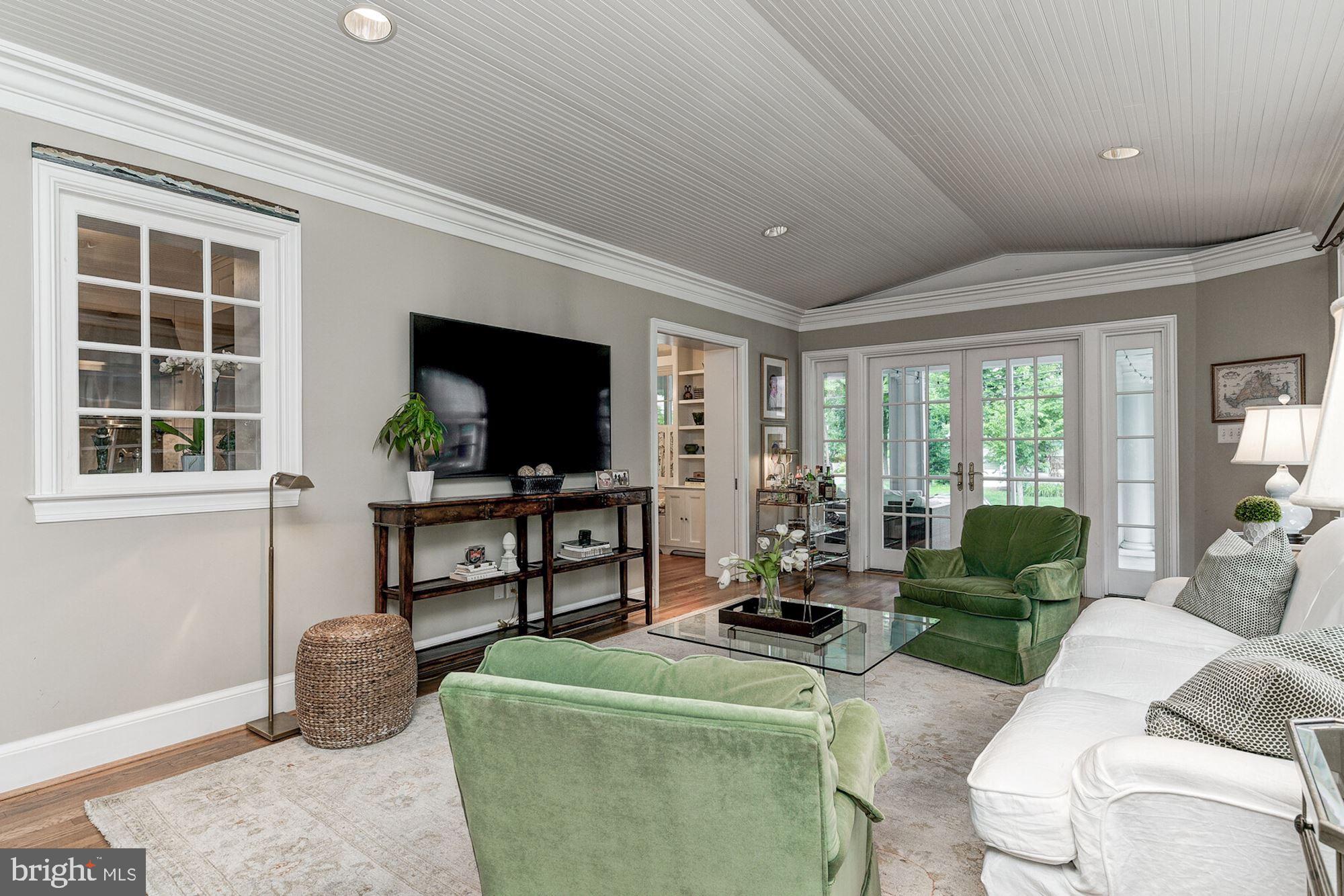 CHEVY CHASE - Residential