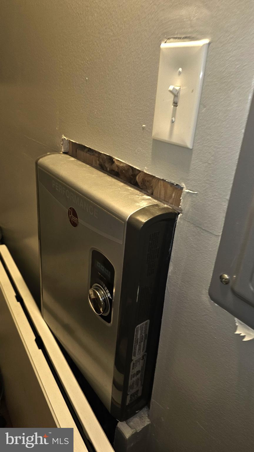 FELTONVILLE - Residential Income