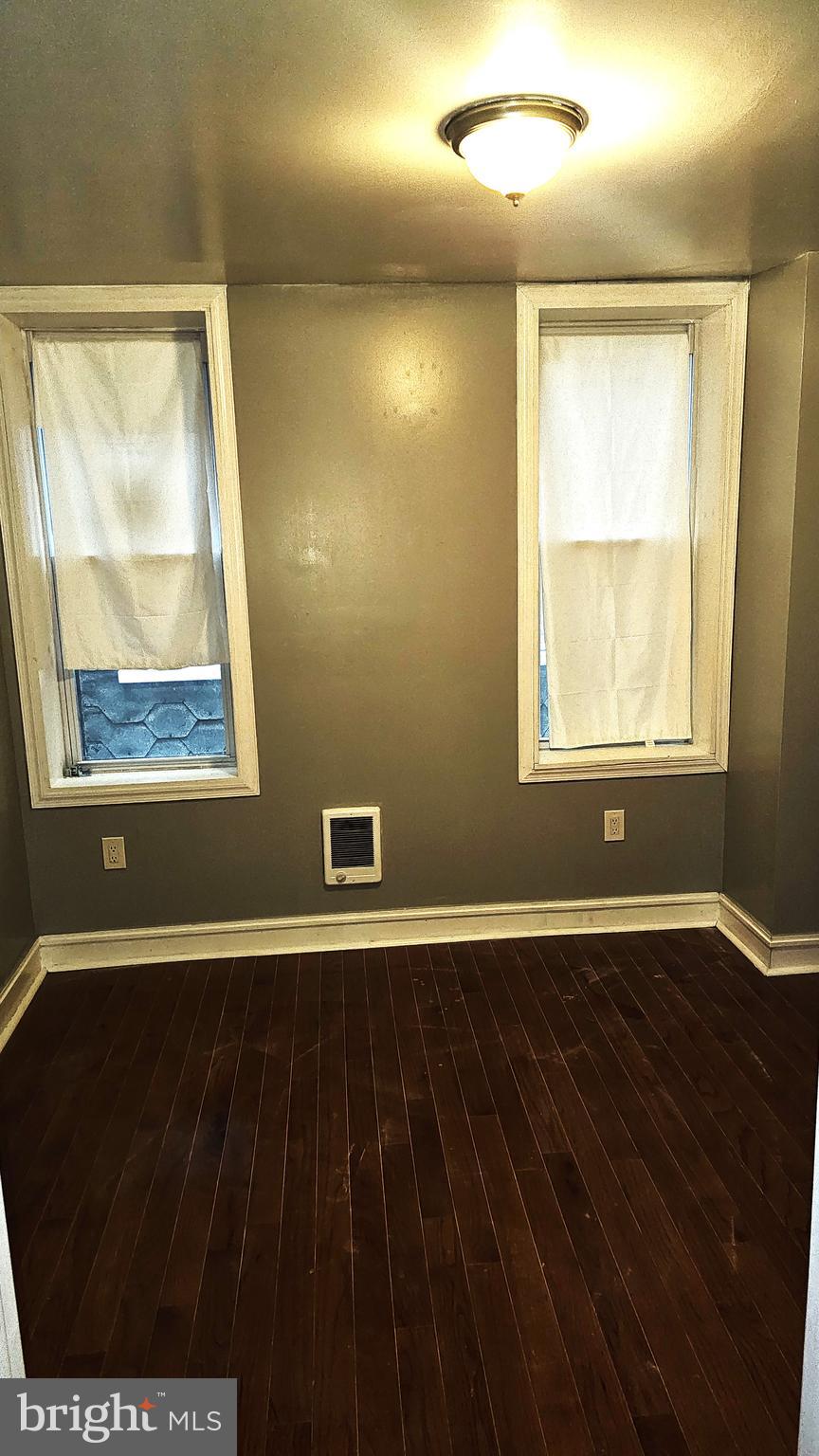 FELTONVILLE - Residential Income