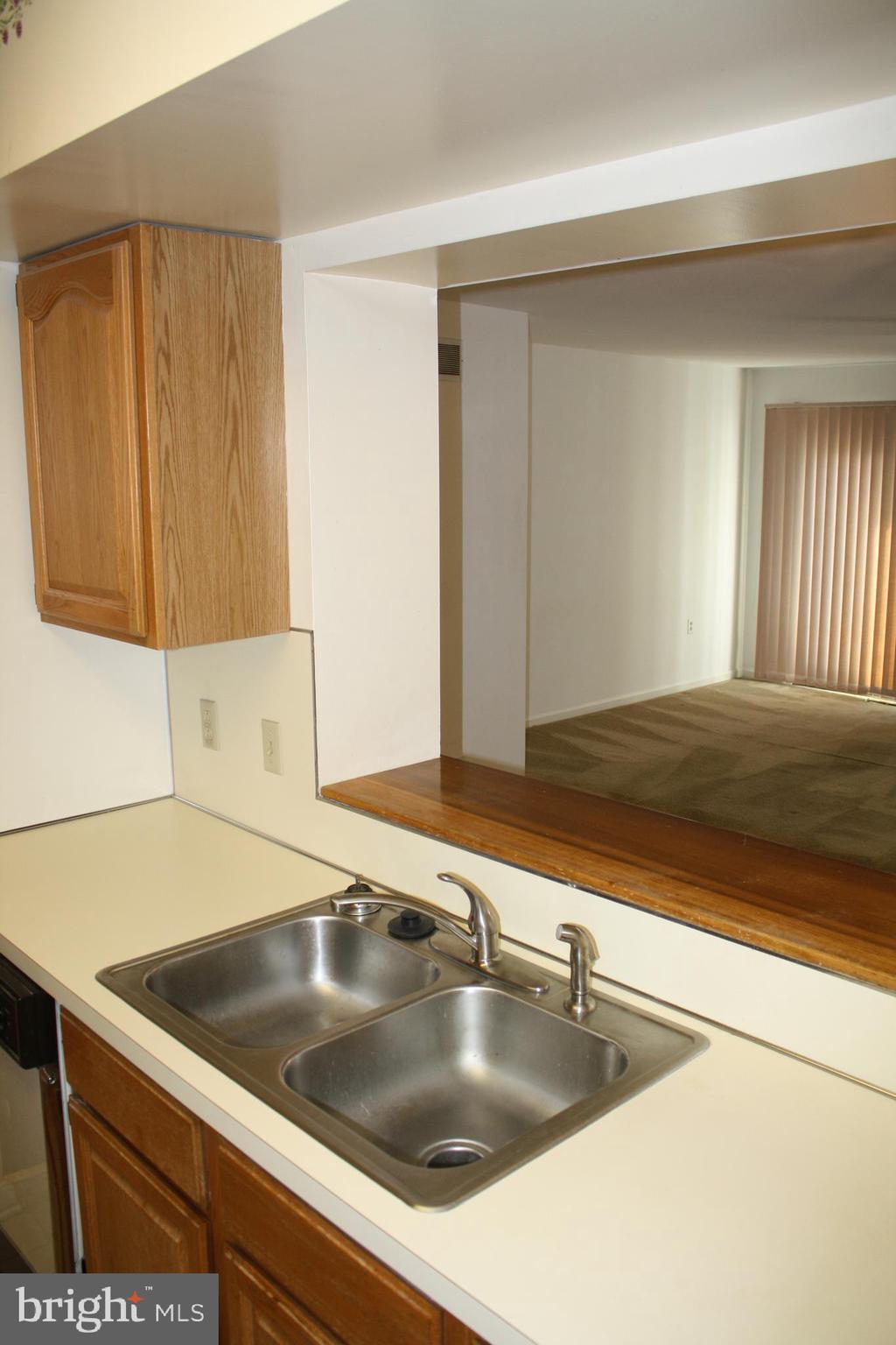 WIMBLEDON COURT - Residential