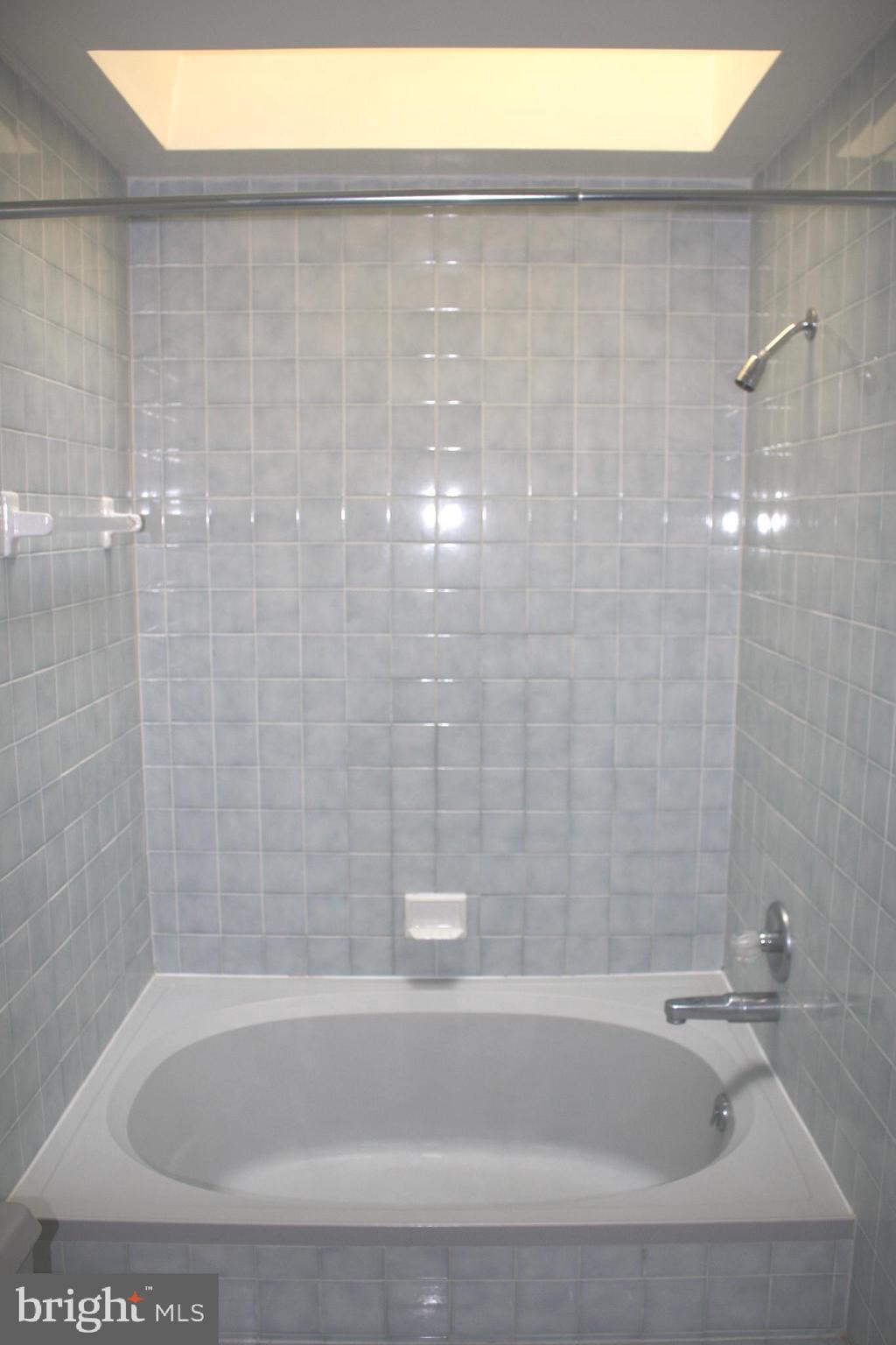 WIMBLEDON COURT - Residential