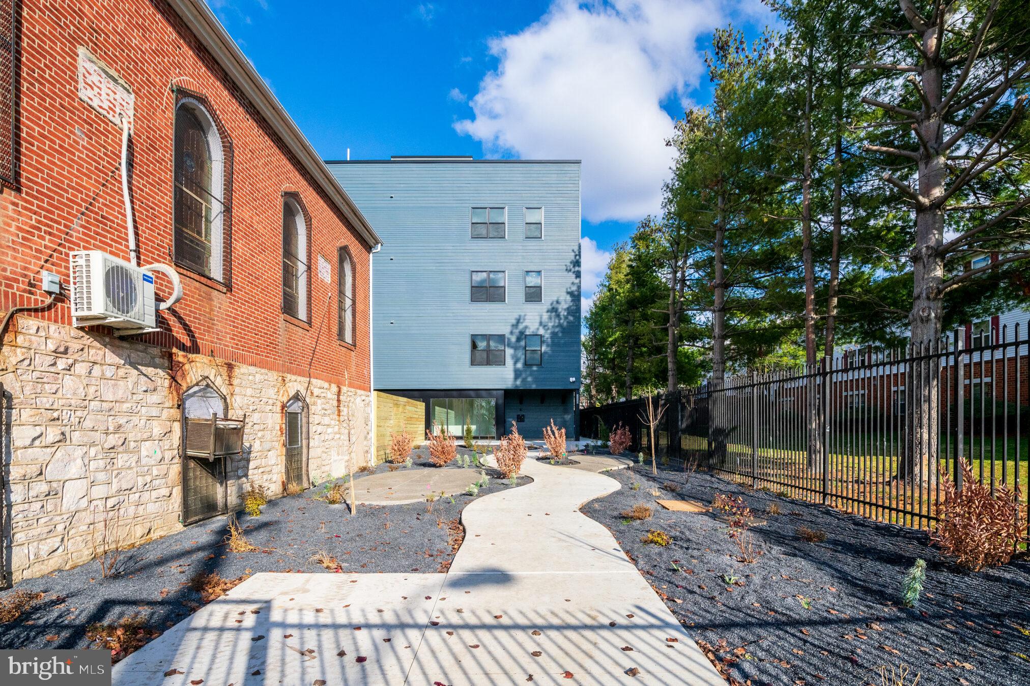 GRAYS FERRY - Residential Lease