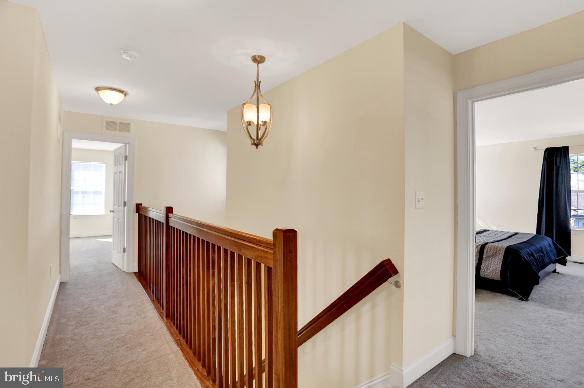 BUMBLE BEE HOLLOW - Residential