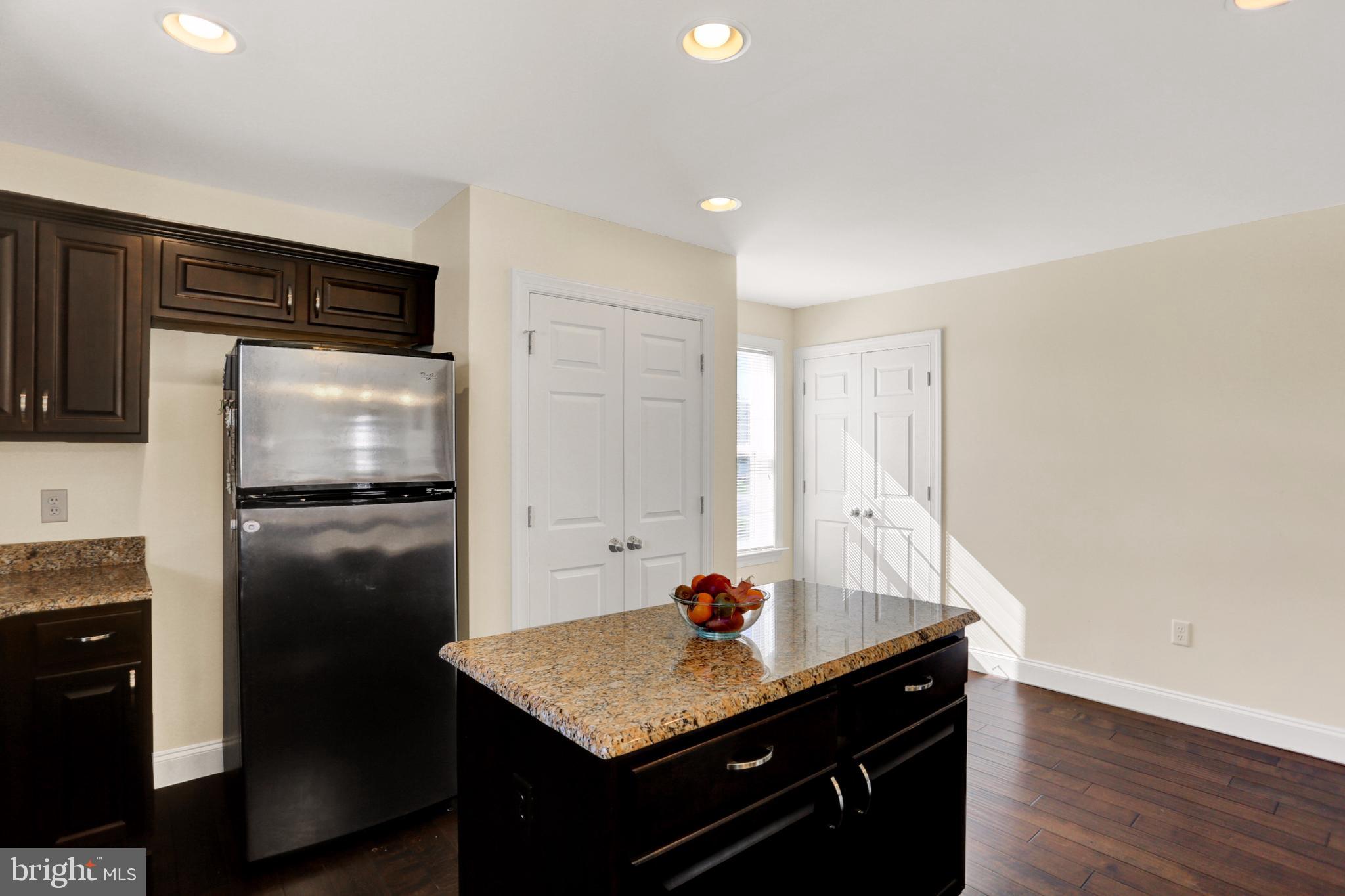 BUMBLE BEE HOLLOW - Residential
