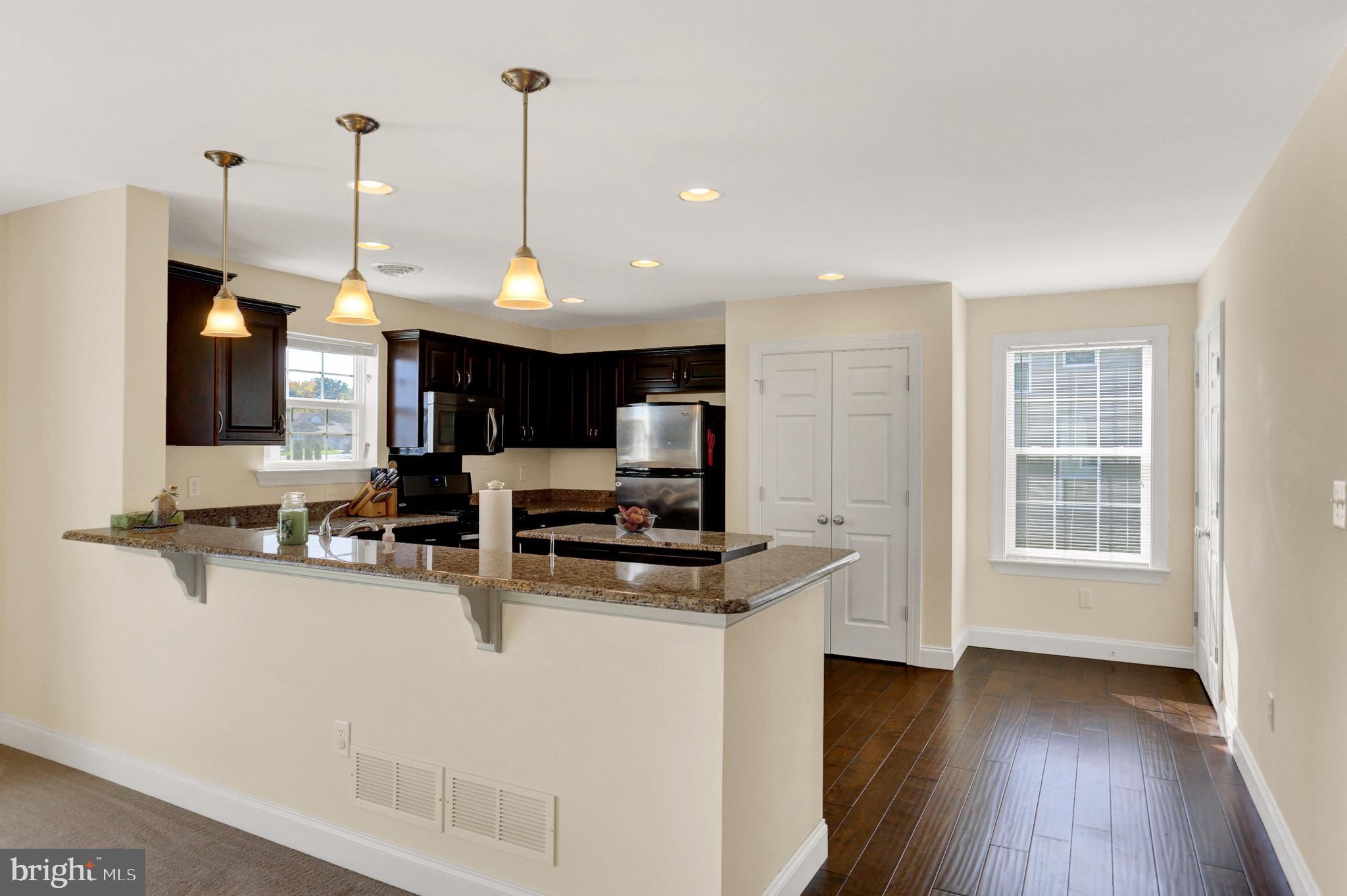 BUMBLE BEE HOLLOW - Residential
