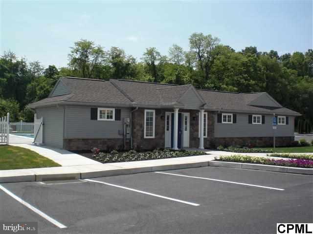 BUMBLE BEE HOLLOW - Residential