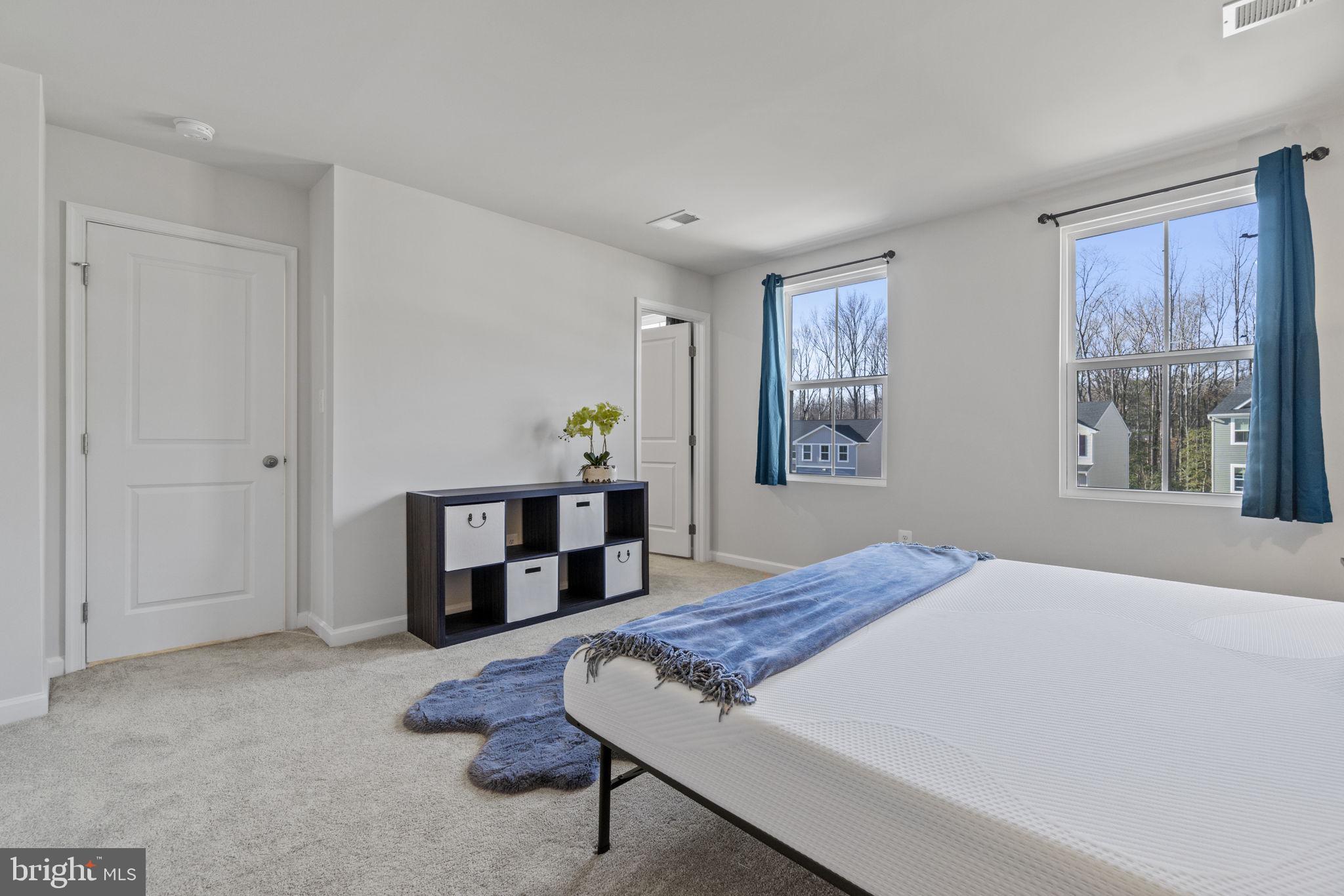 KENDALL HILLS - Residential