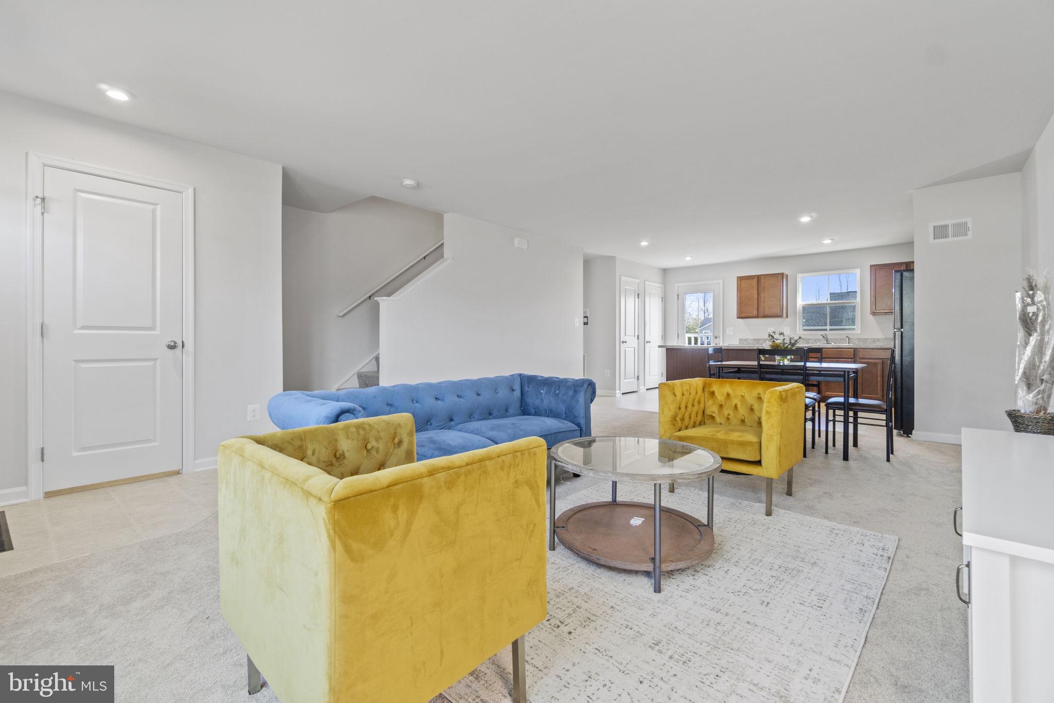 KENDALL HILLS - Residential