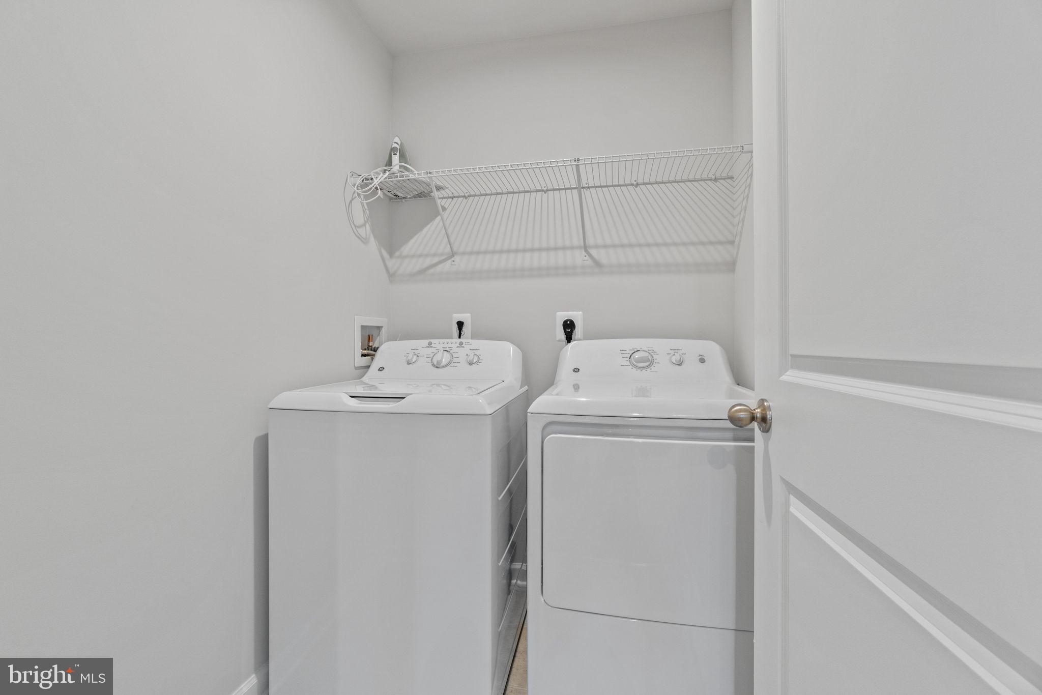 KENDALL HILLS - Residential