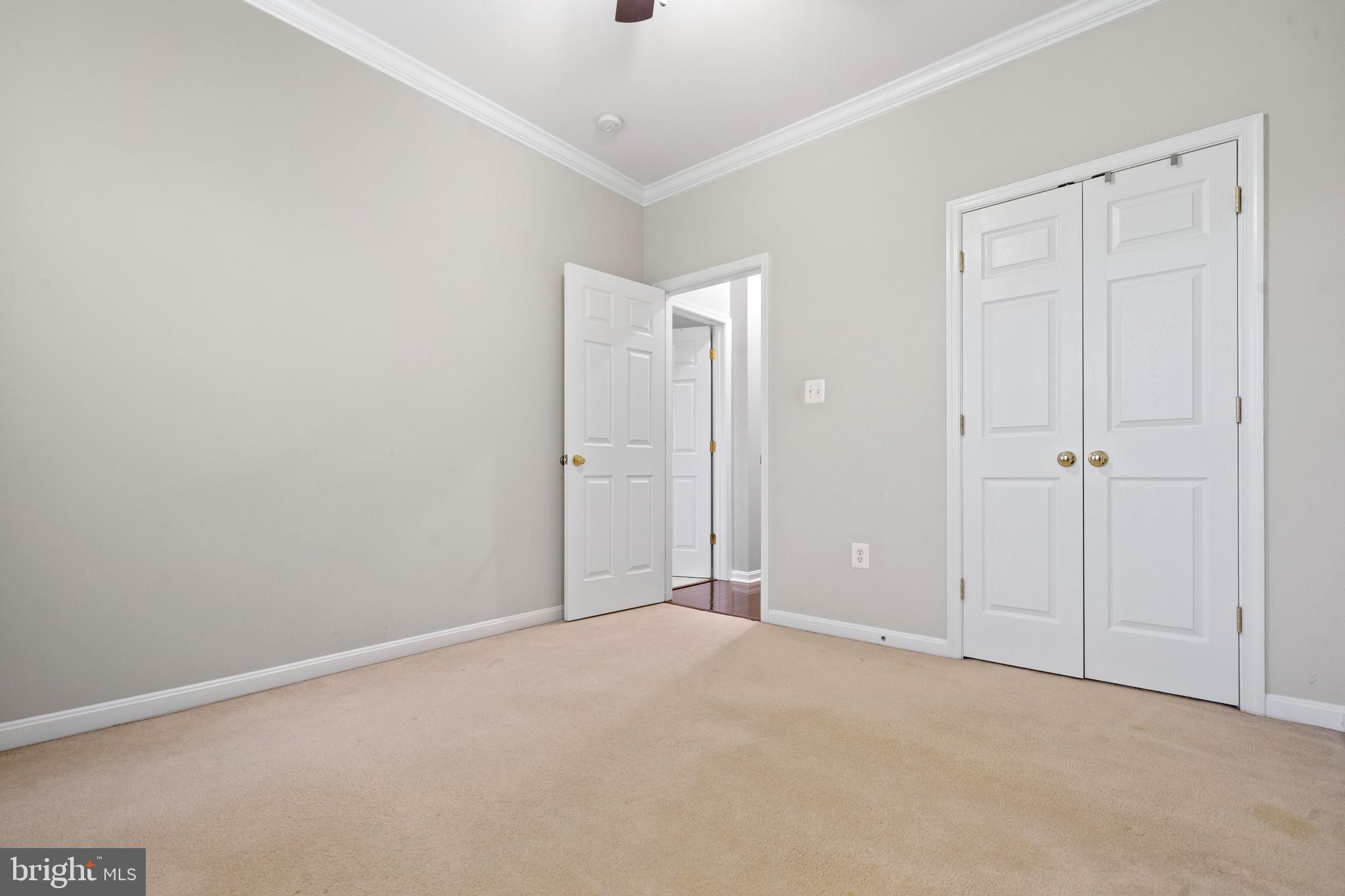 ASHBROOK VILLAGE - Residential