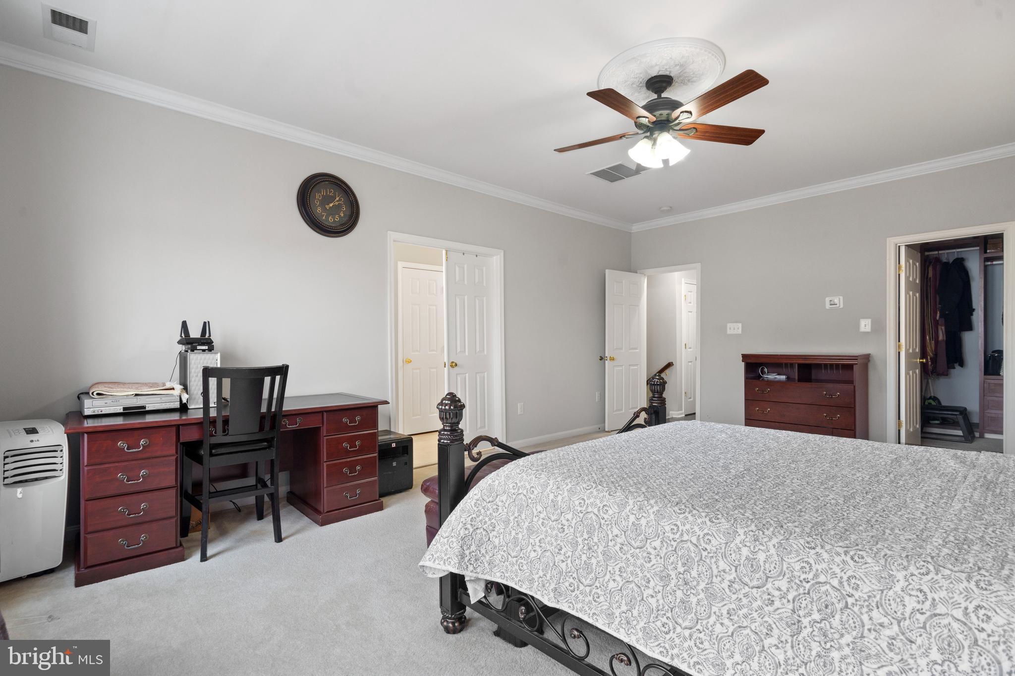 ASHBROOK VILLAGE - Residential