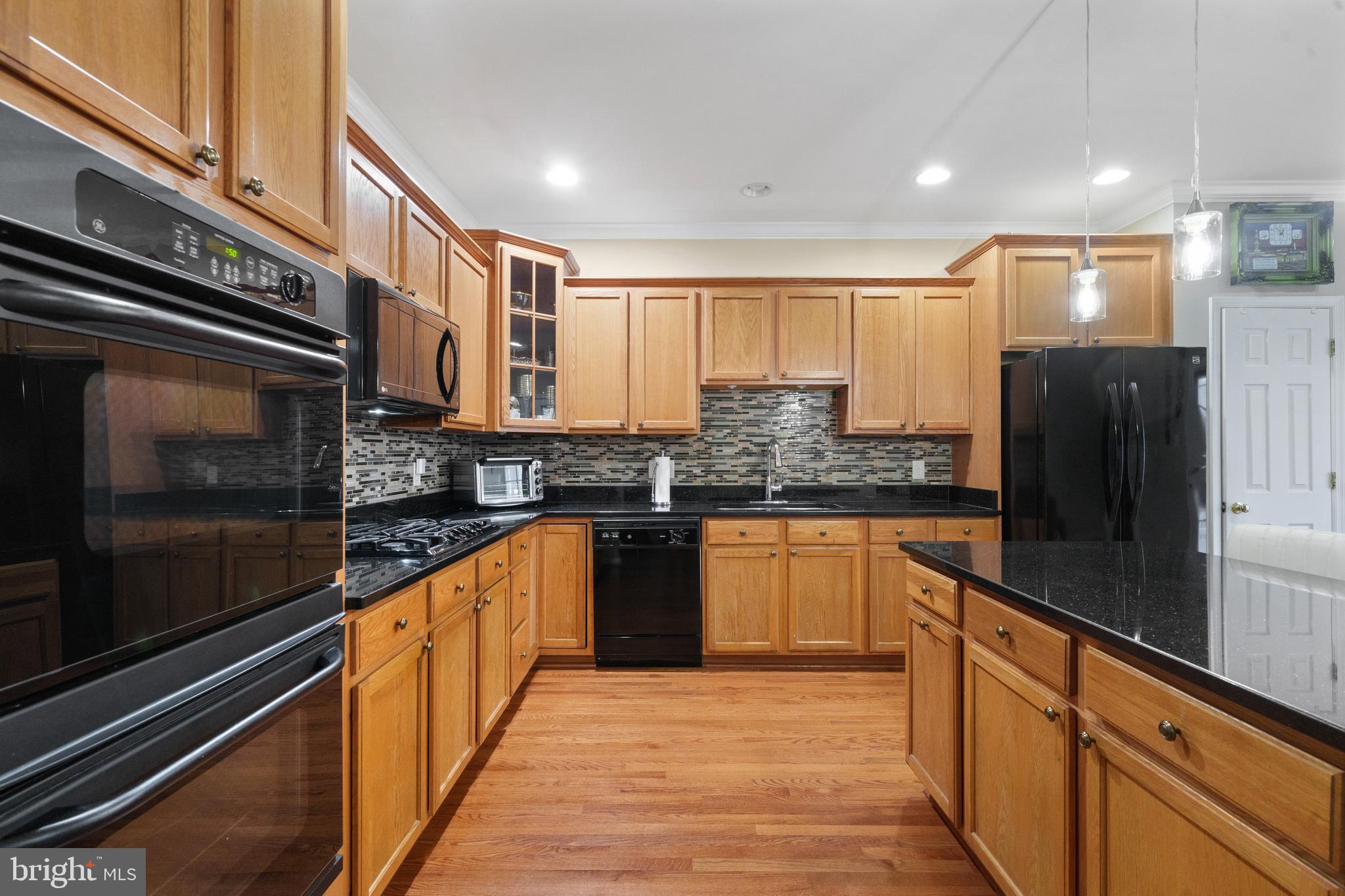 ASHBROOK VILLAGE - Residential