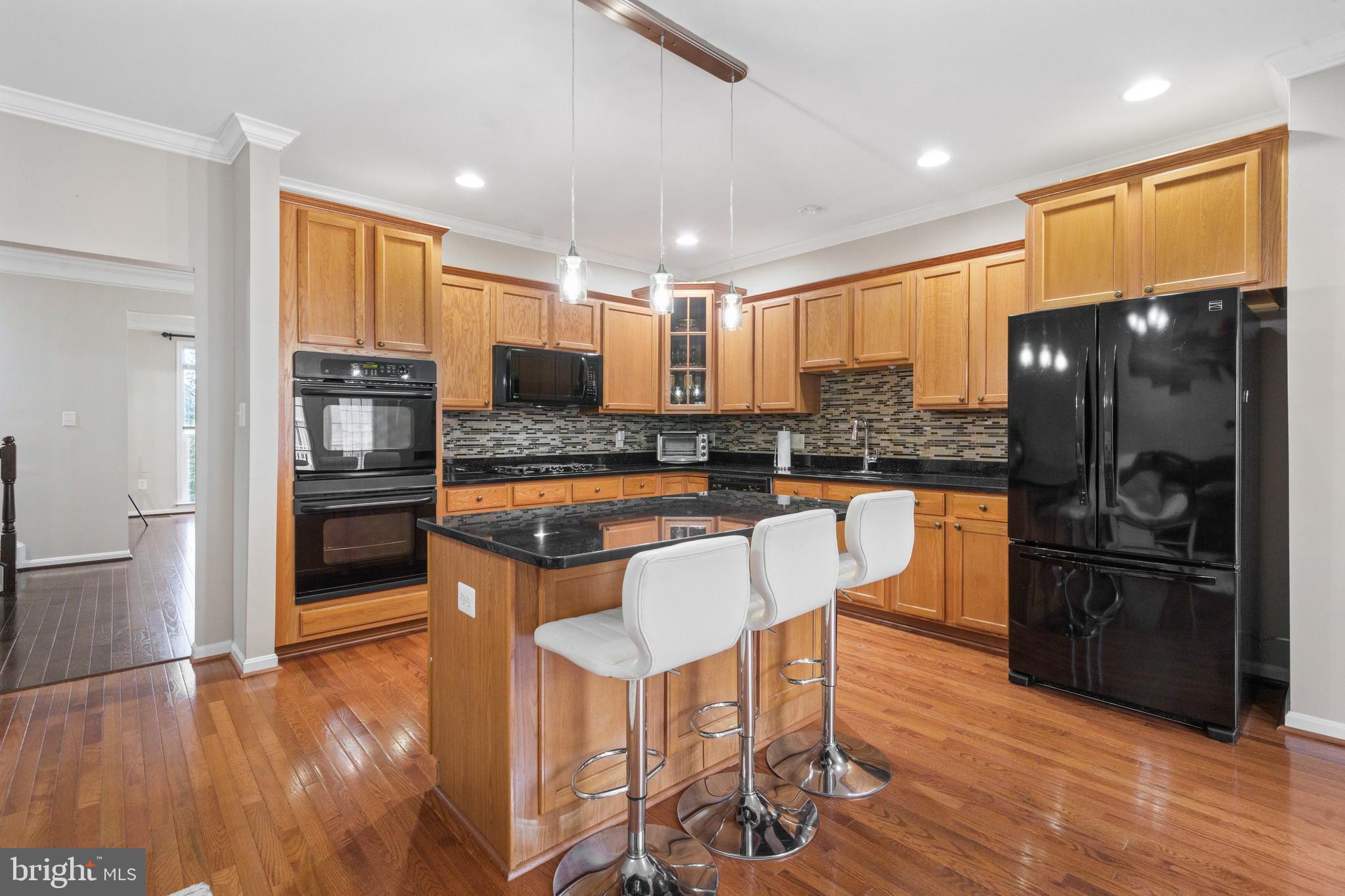 ASHBROOK VILLAGE - Residential