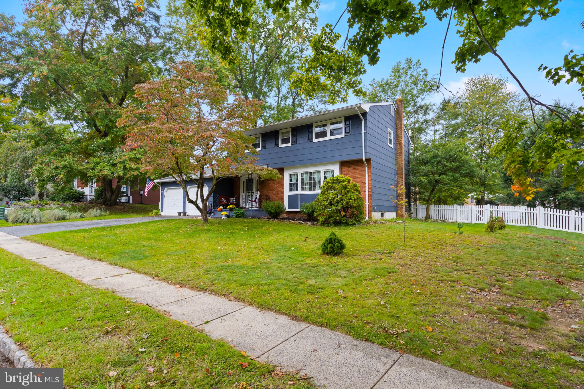 16 TWAIN DRIVE