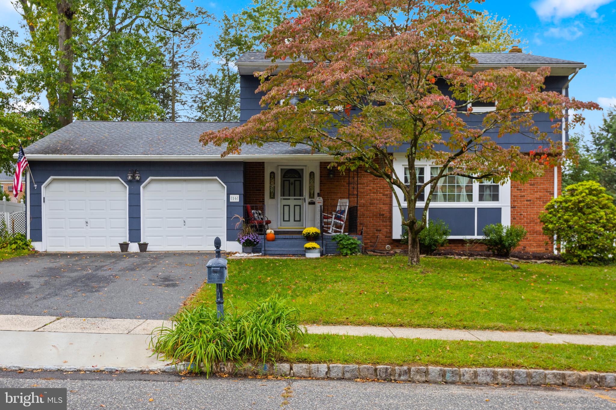 16 TWAIN DRIVE