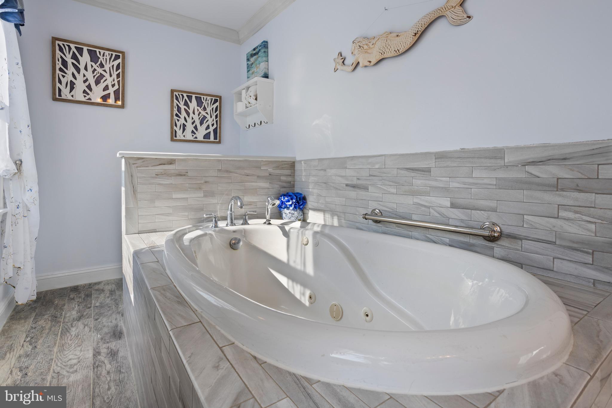 COVE POINT FARM - Residential