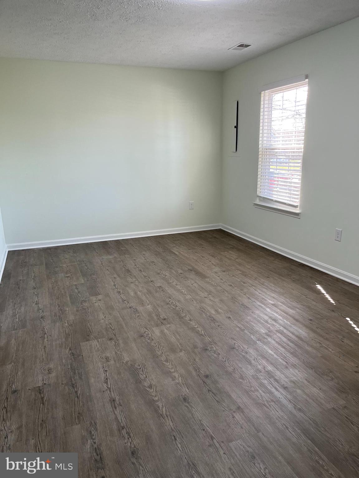 GEORGETOWNE COURT - Residential Lease