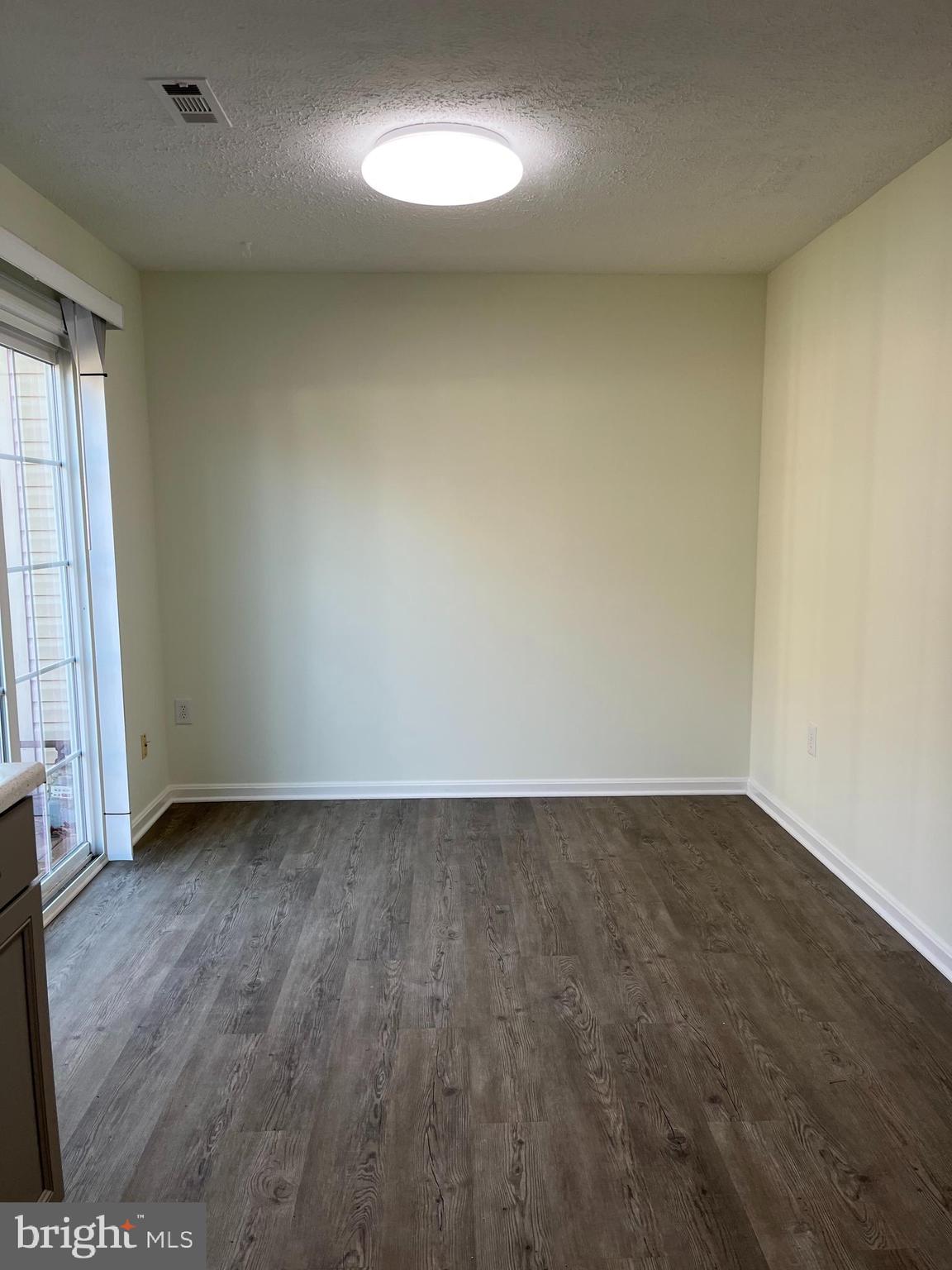 GEORGETOWNE COURT - Residential Lease