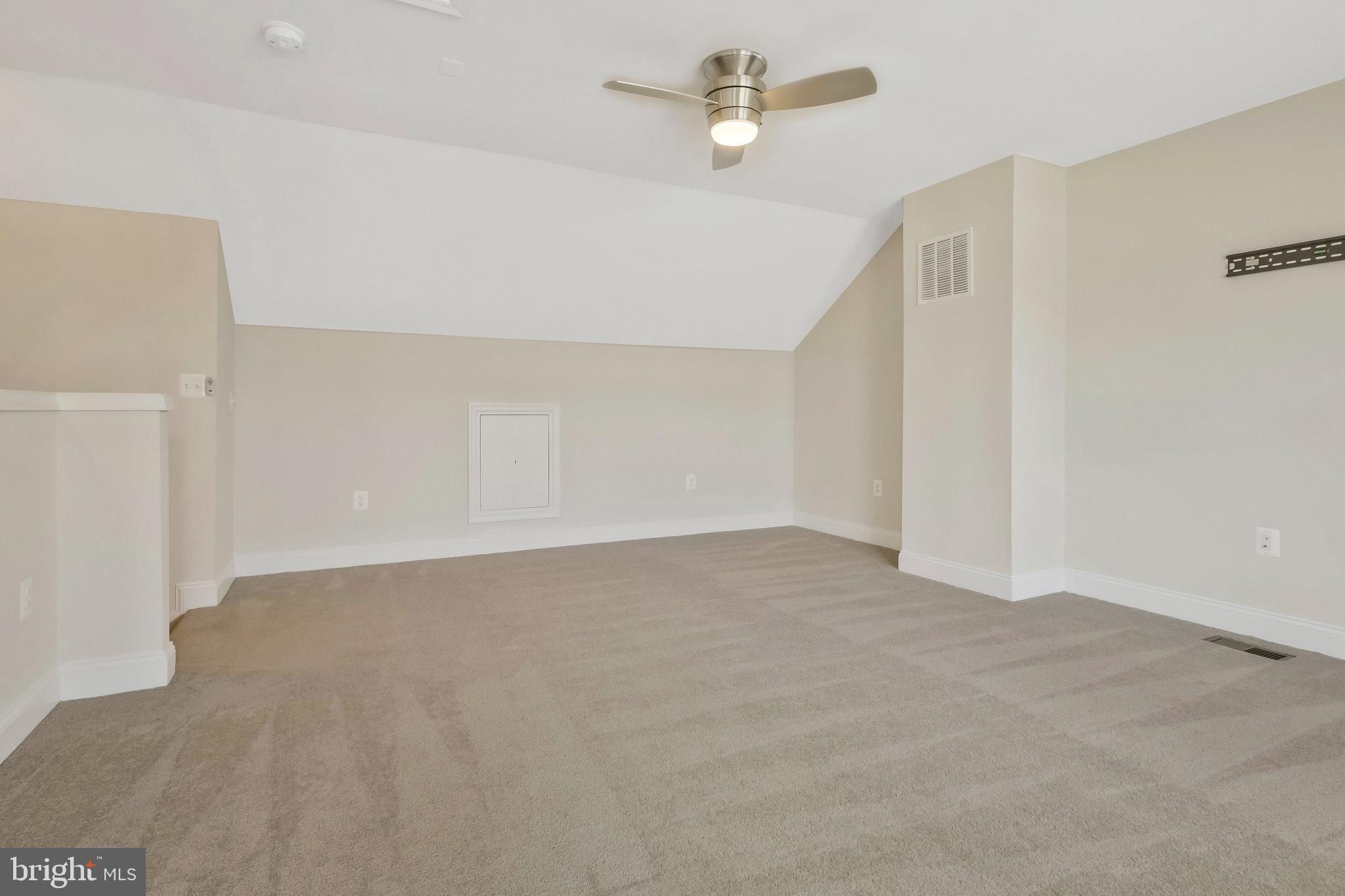 POTOMAC SHORES - Residential