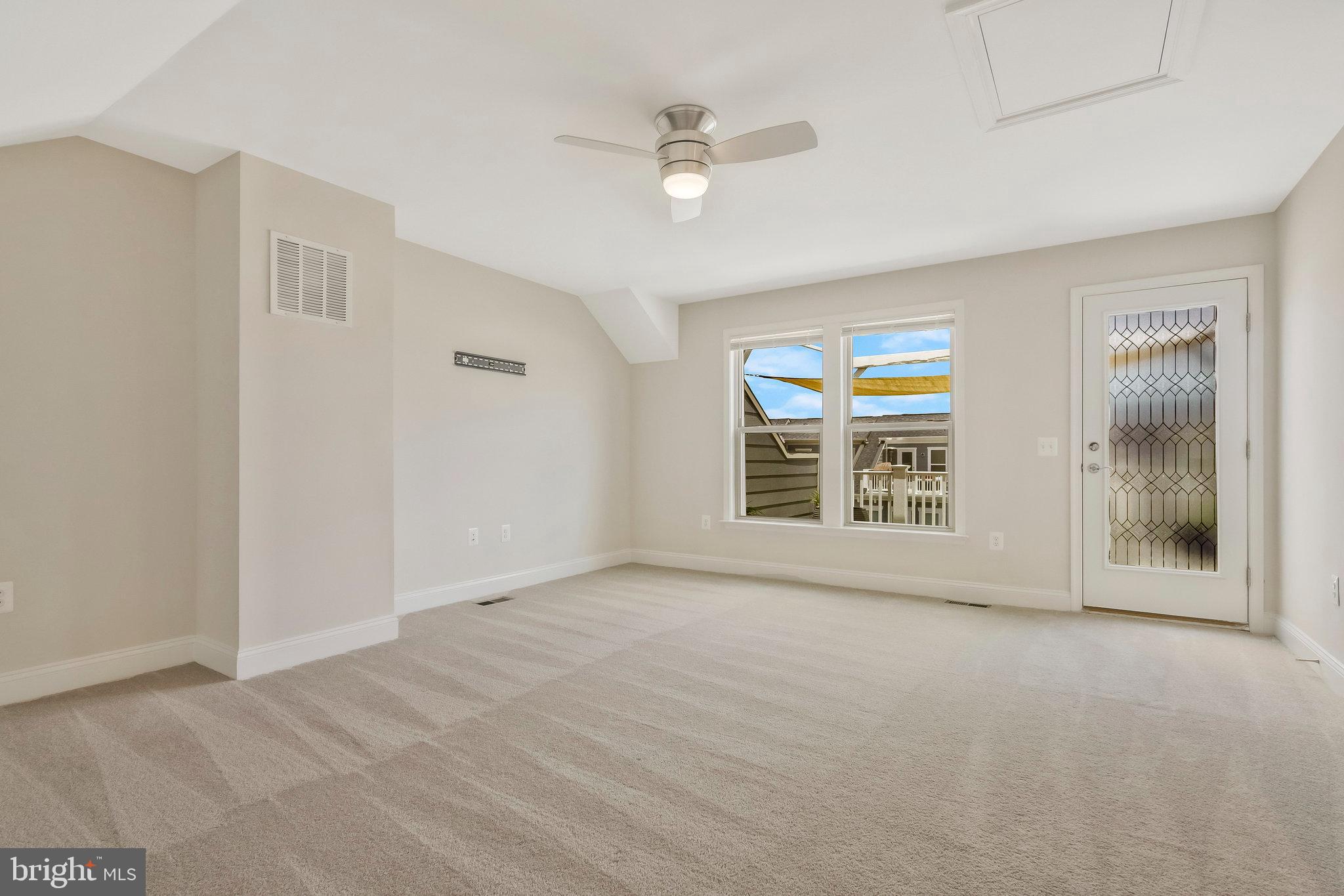 POTOMAC SHORES - Residential