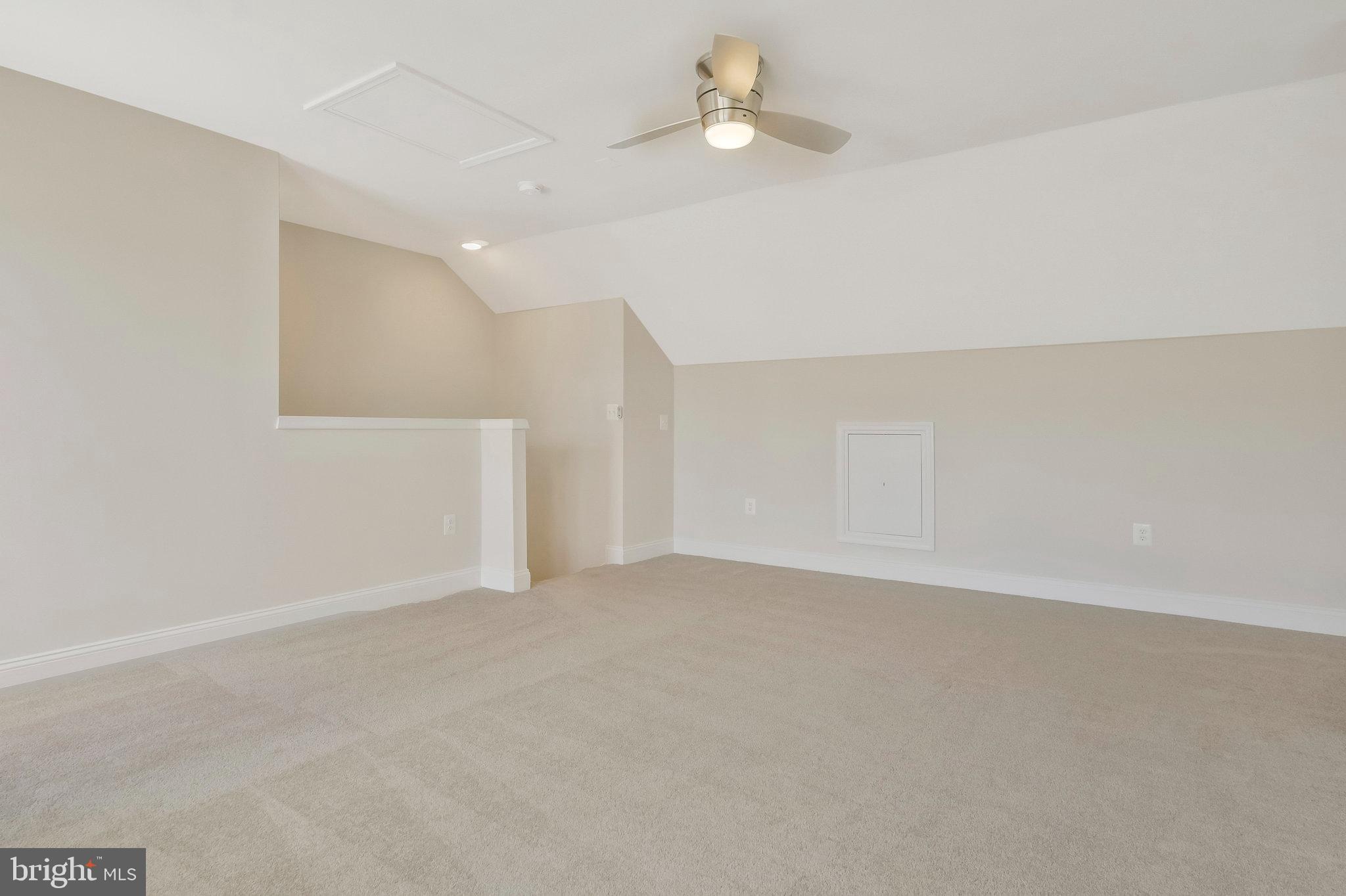 POTOMAC SHORES - Residential