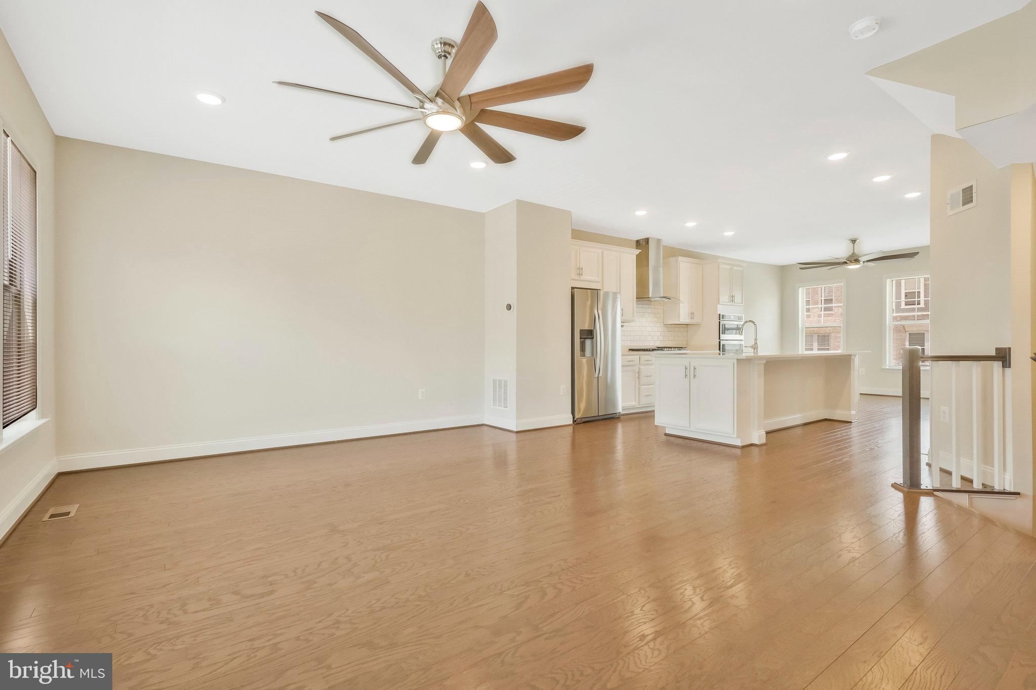 POTOMAC SHORES - Residential