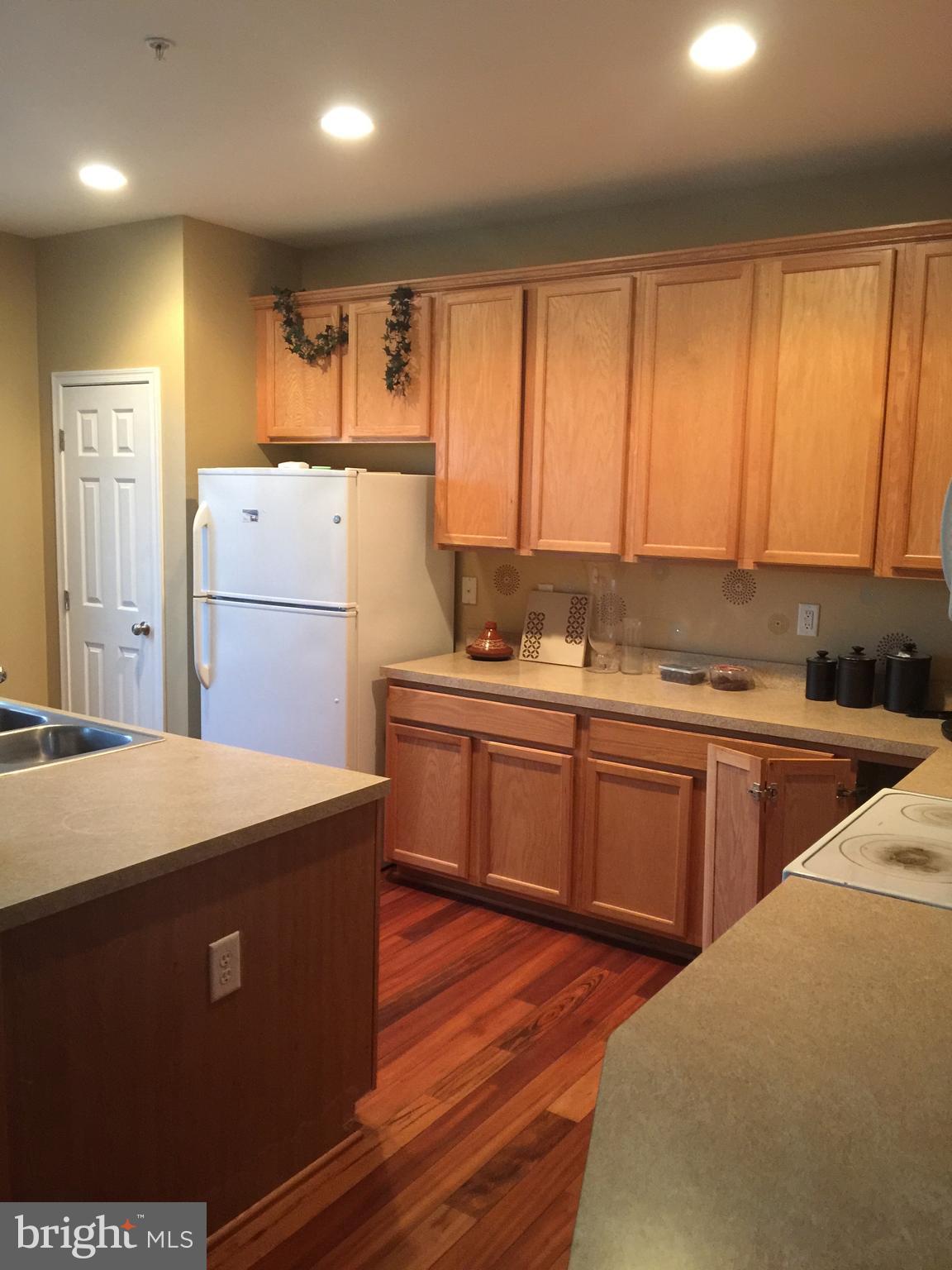 VILLAGES OF DORCHESTER - Residential