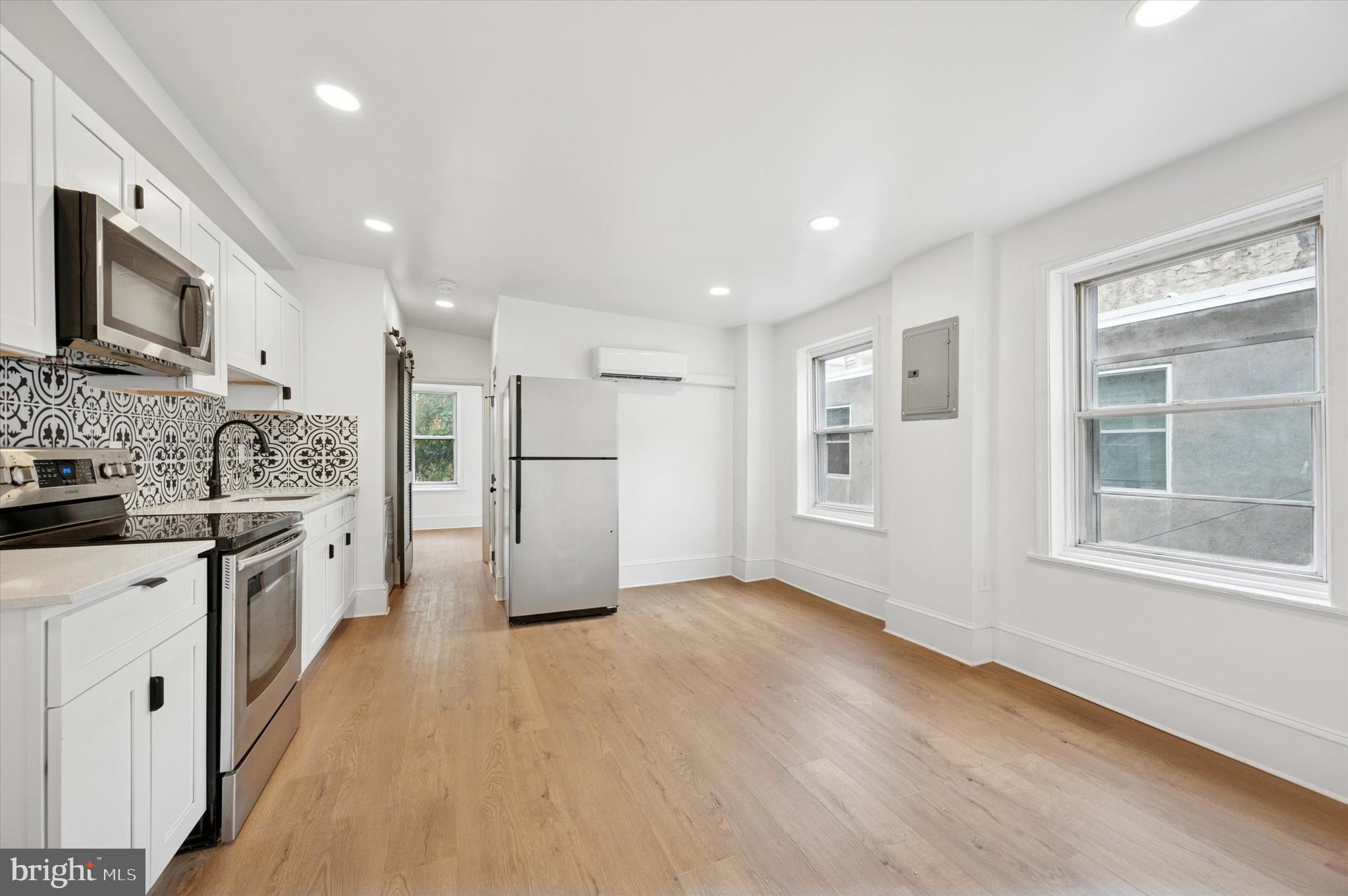 FAIRMOUNT - Residential Lease