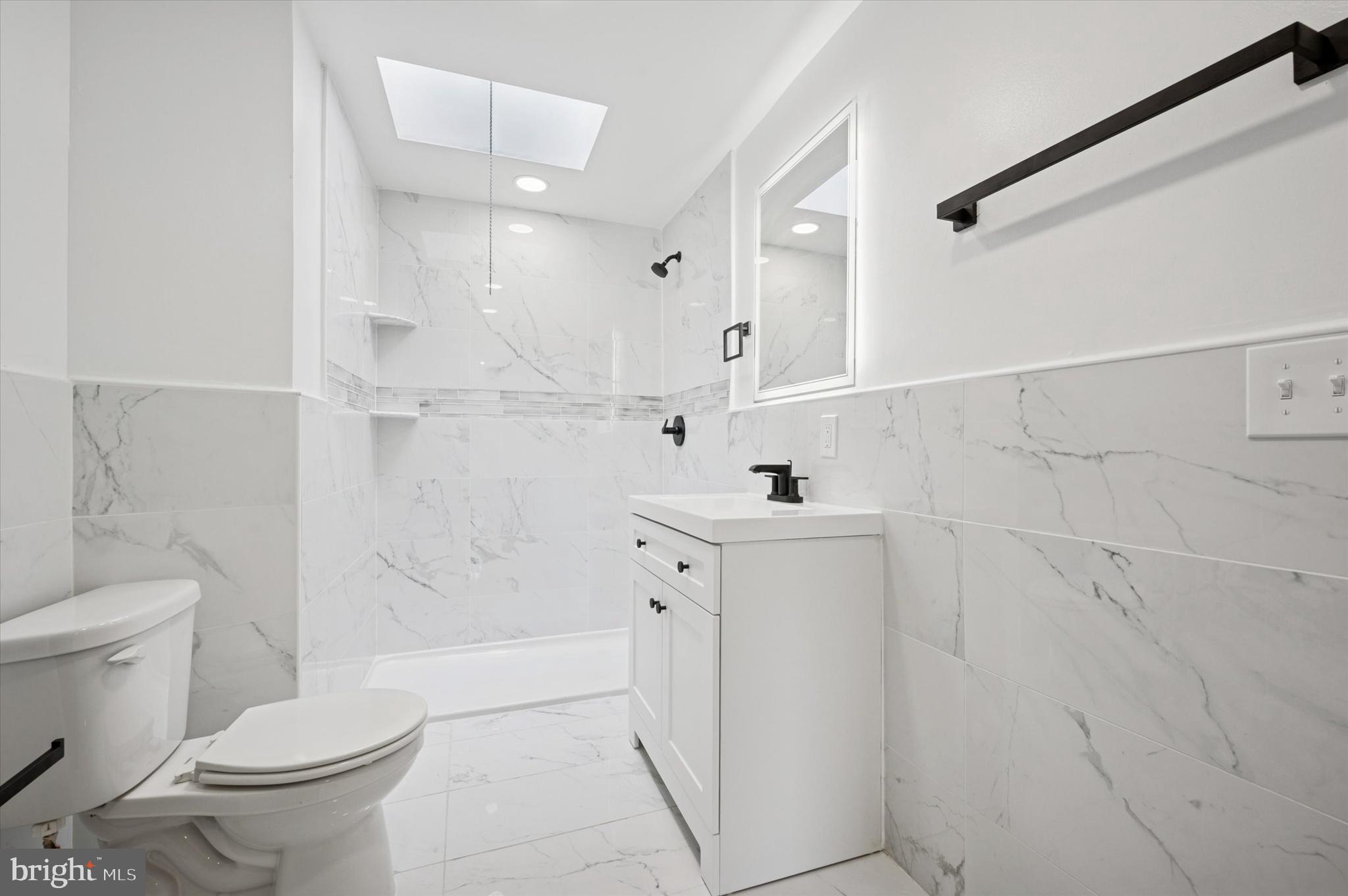 FAIRMOUNT - Residential Lease