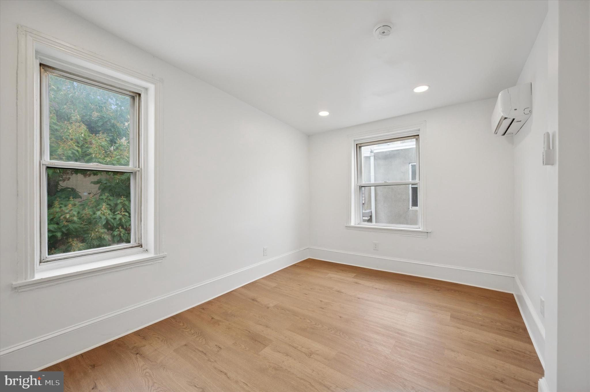 FAIRMOUNT - Residential Lease