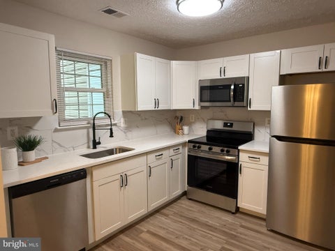 Photo of 16 Chinaberry Lane, INDIAN HEAD, MD 20640 (MLS # MDCH2056628)