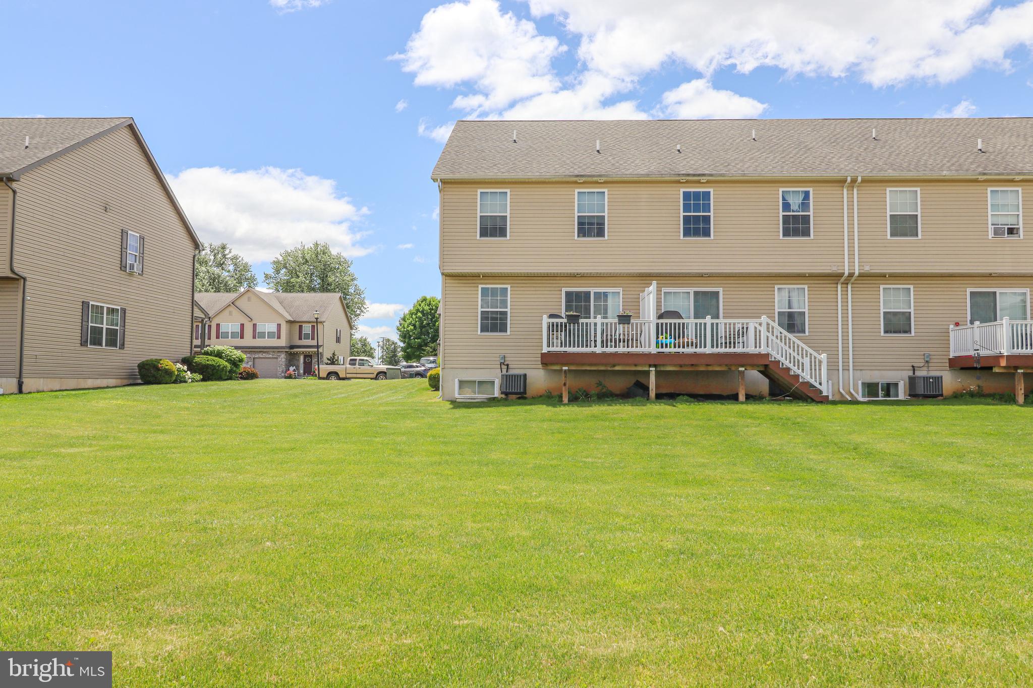 LINDA SUE GARDENS - Residential