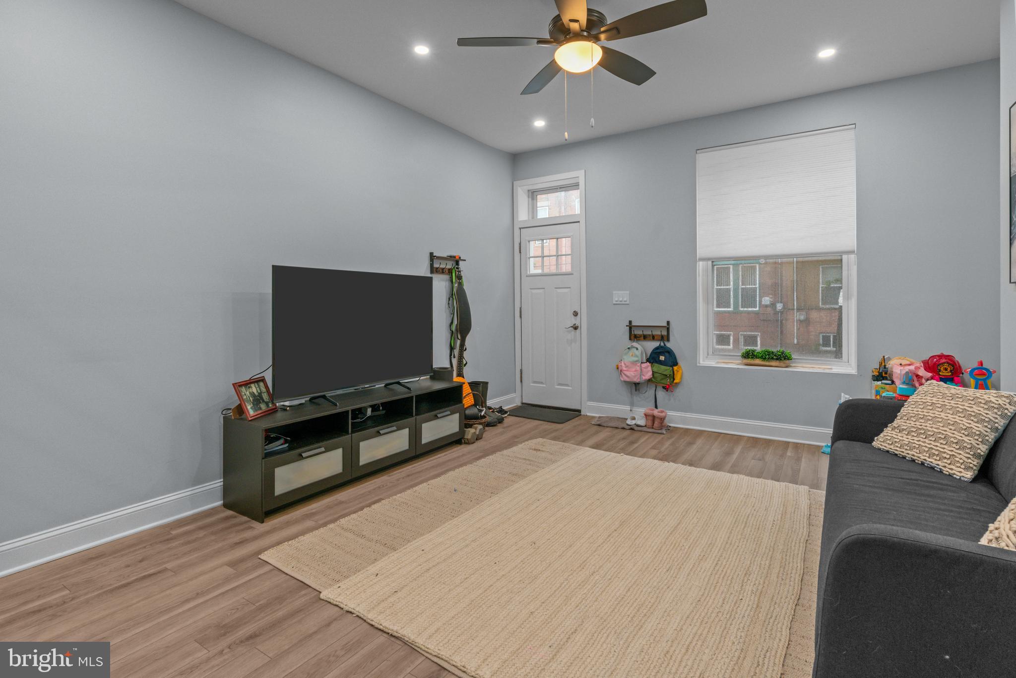 GRAYS FERRY - Residential