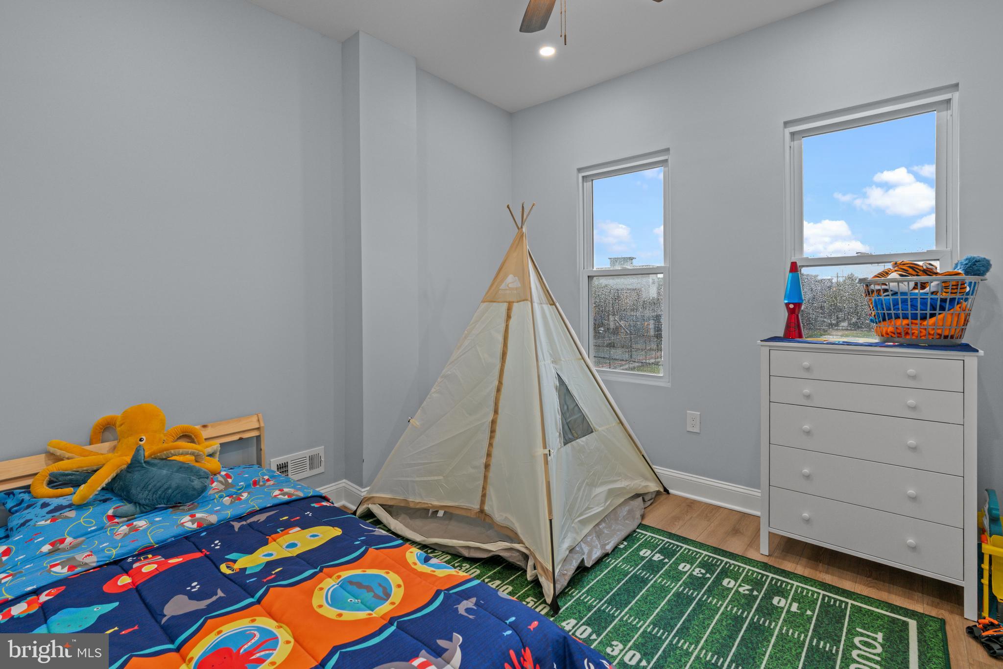 GRAYS FERRY - Residential